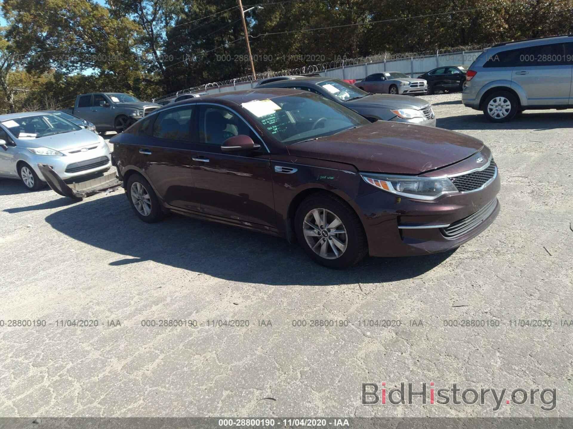 Photo 5XXGT4L36JG204997 - KIA OPTIMA 2018