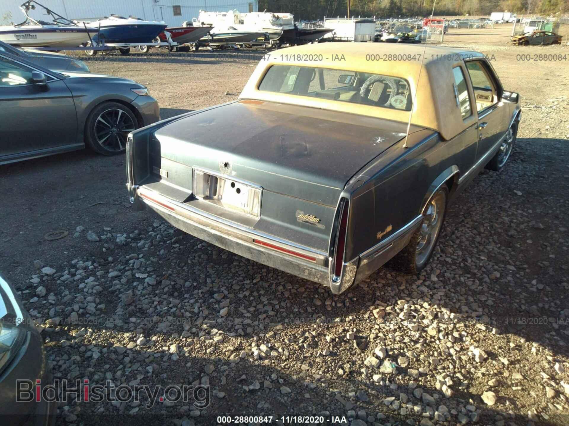 1992 CADILLAC DEVILLE - VIN: 1G6CD13B0N4265685 - Photo 4