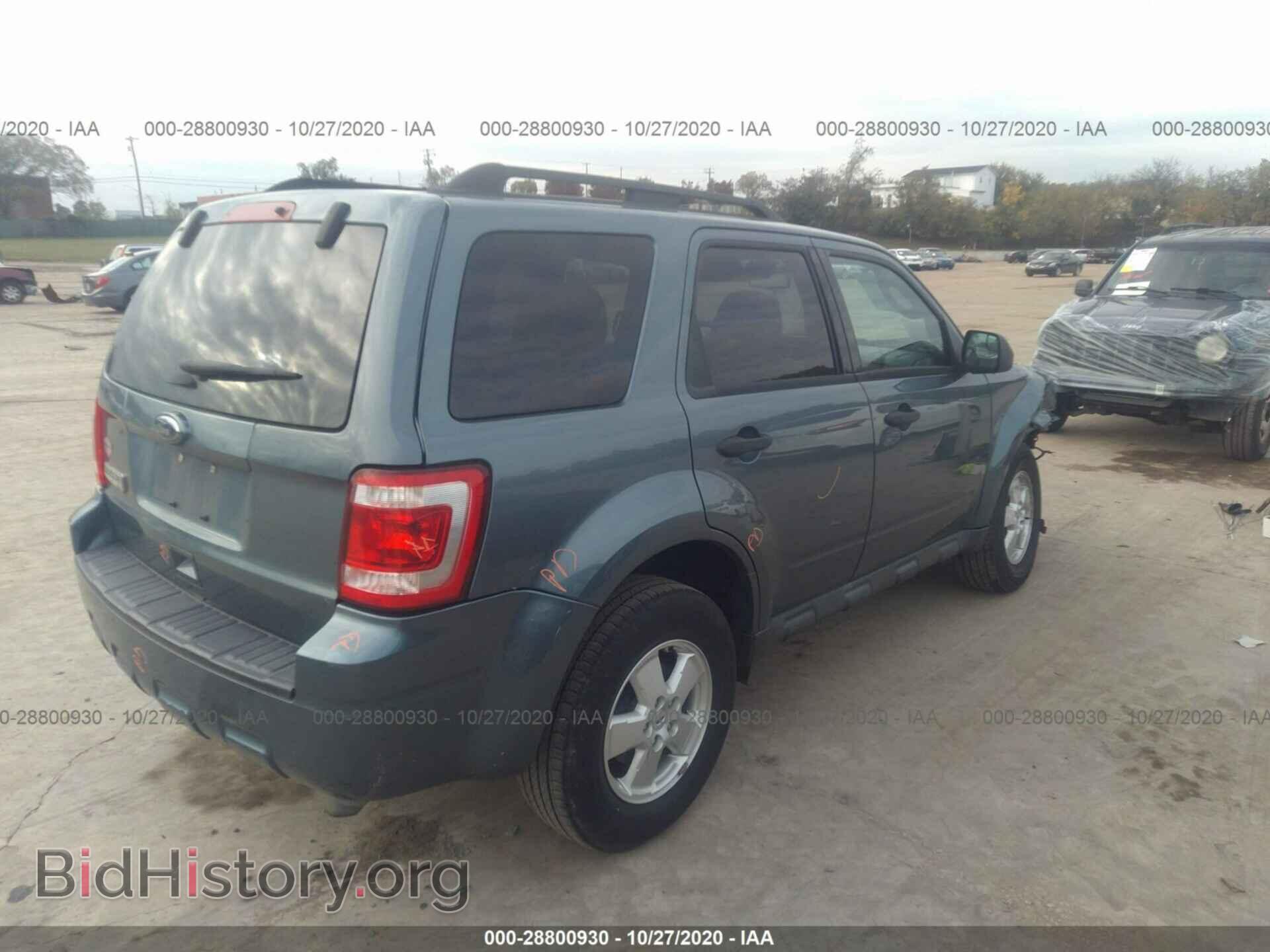 2011 FORD ESCAPE - VIN: 1FMCU0D75BKC40401 - Photo 4