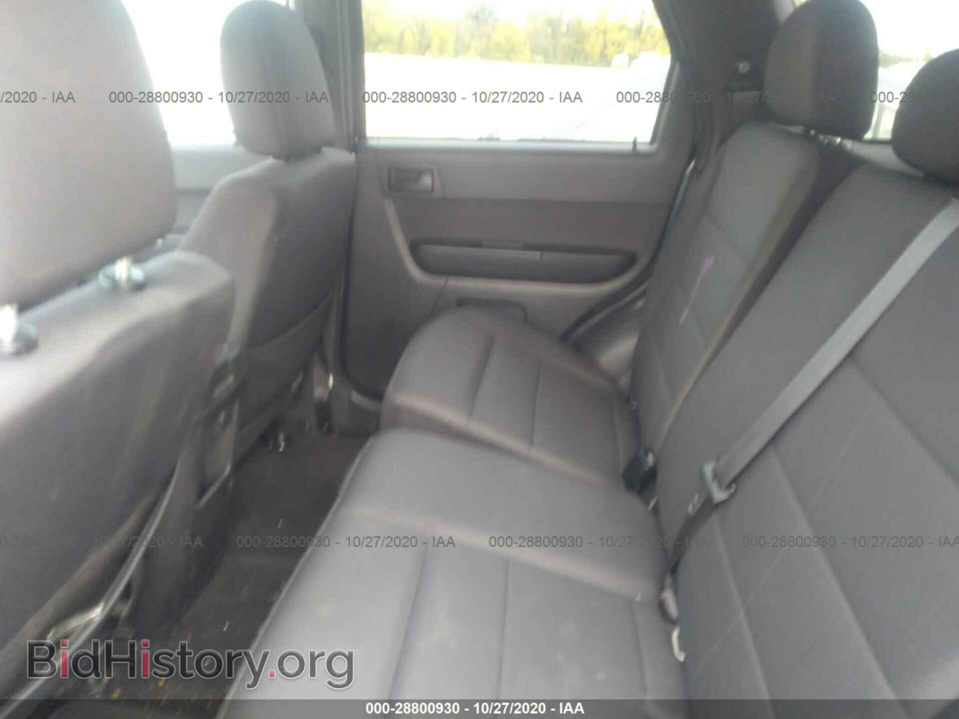 2011 FORD ESCAPE - VIN: 1FMCU0D75BKC40401 - Photo 8