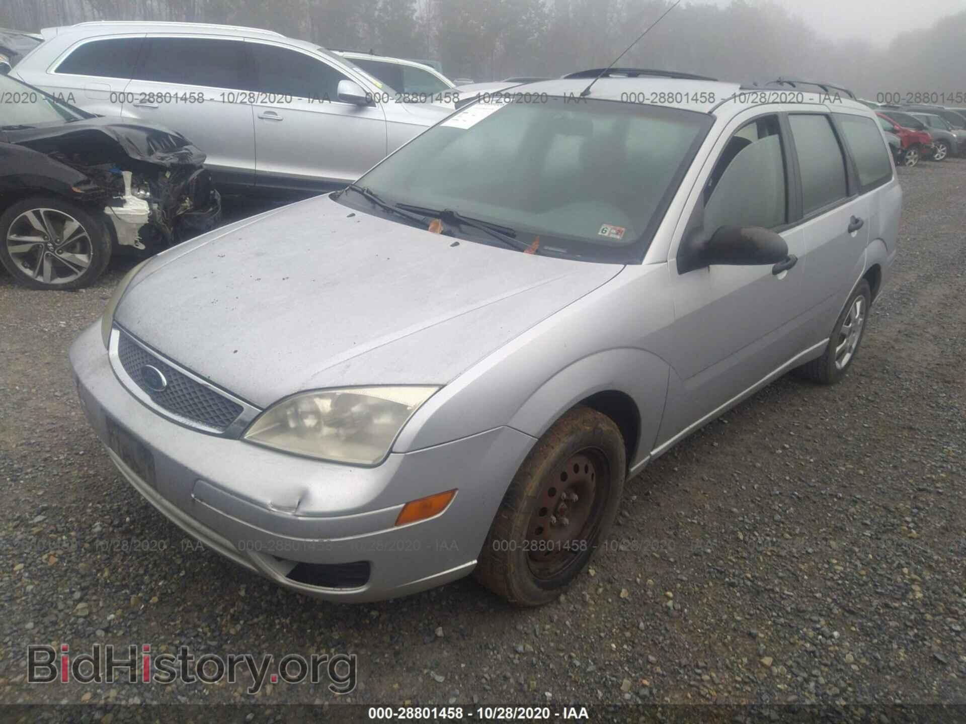 2005 FORD FOCUS - VIN: 1FAFP36N85W286166 - Фото 2