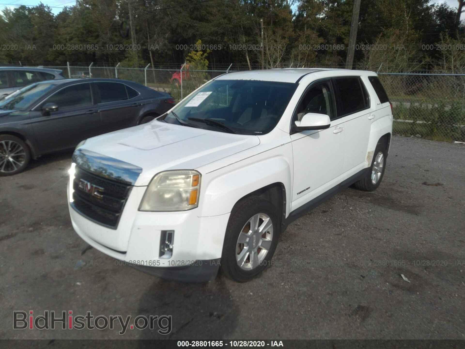 2011 GMC TERRAIN - VIN: 2CTALMEC8B6396134 - Photo 2