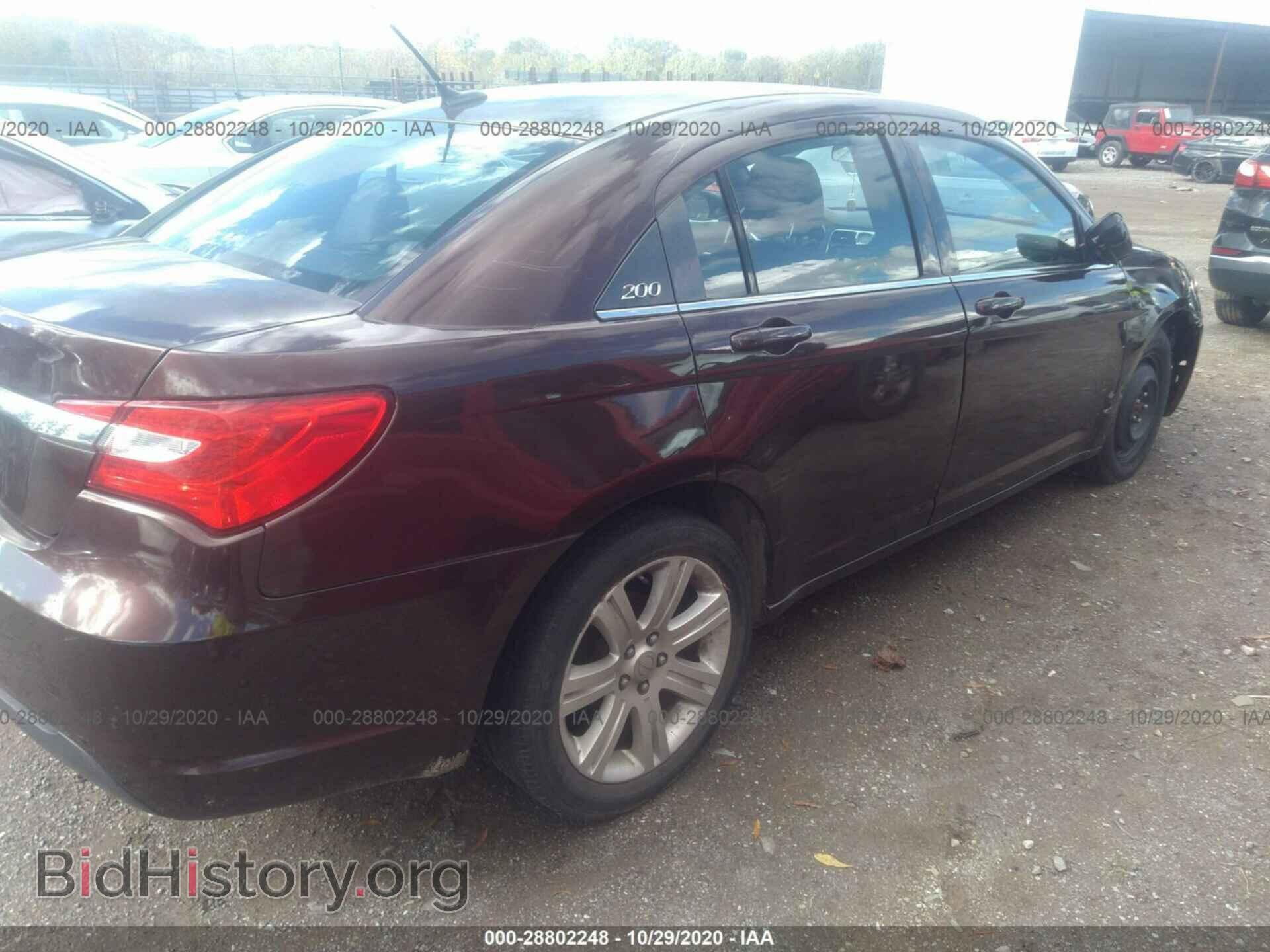 2013 CHRYSLER 200 - VIN: 1C3CCBAB3DN698469 - Photo 4