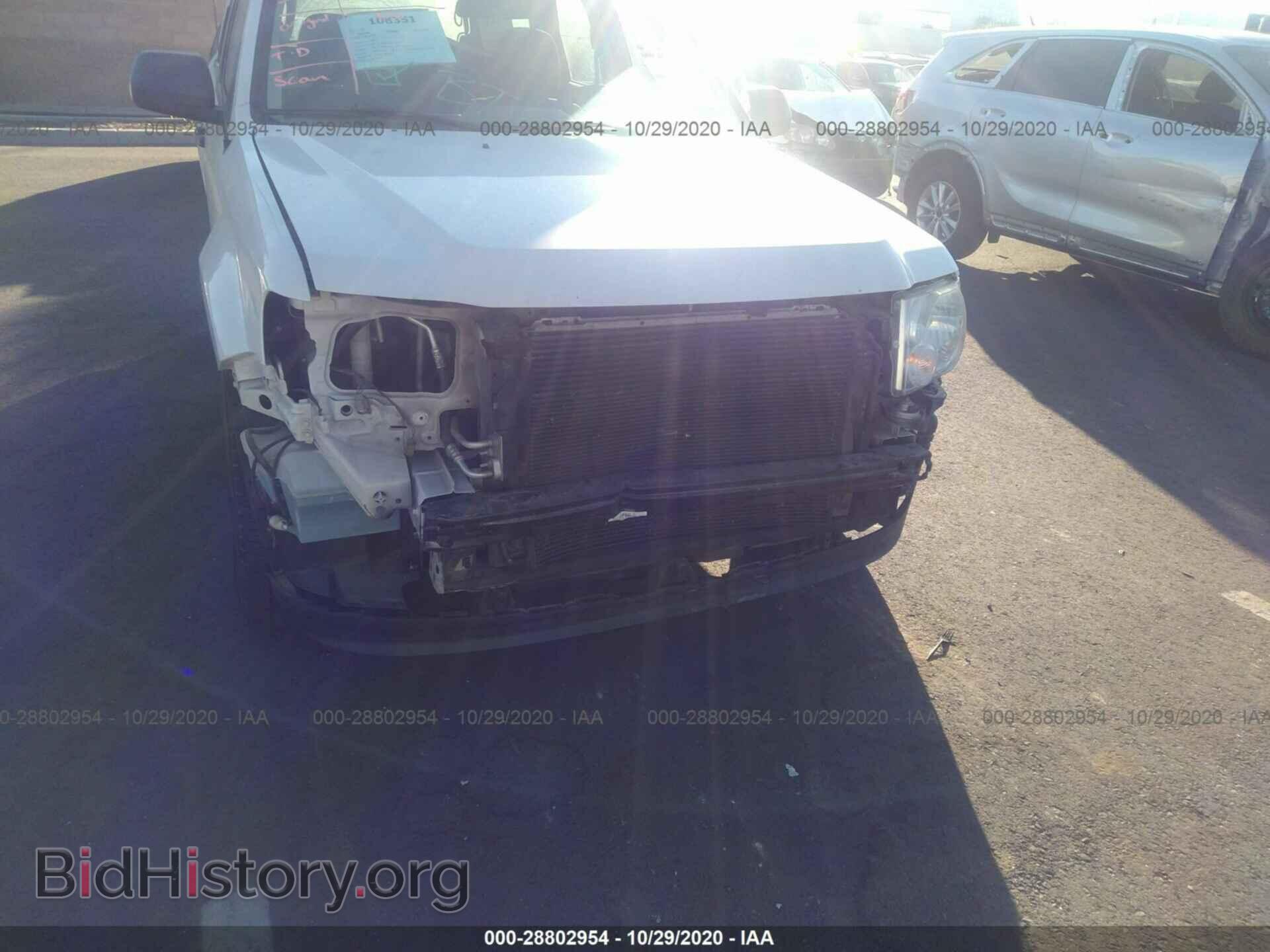 2011 FORD ESCAPE - VIN: 1FMCU0C71BKC24682 - Photo 6