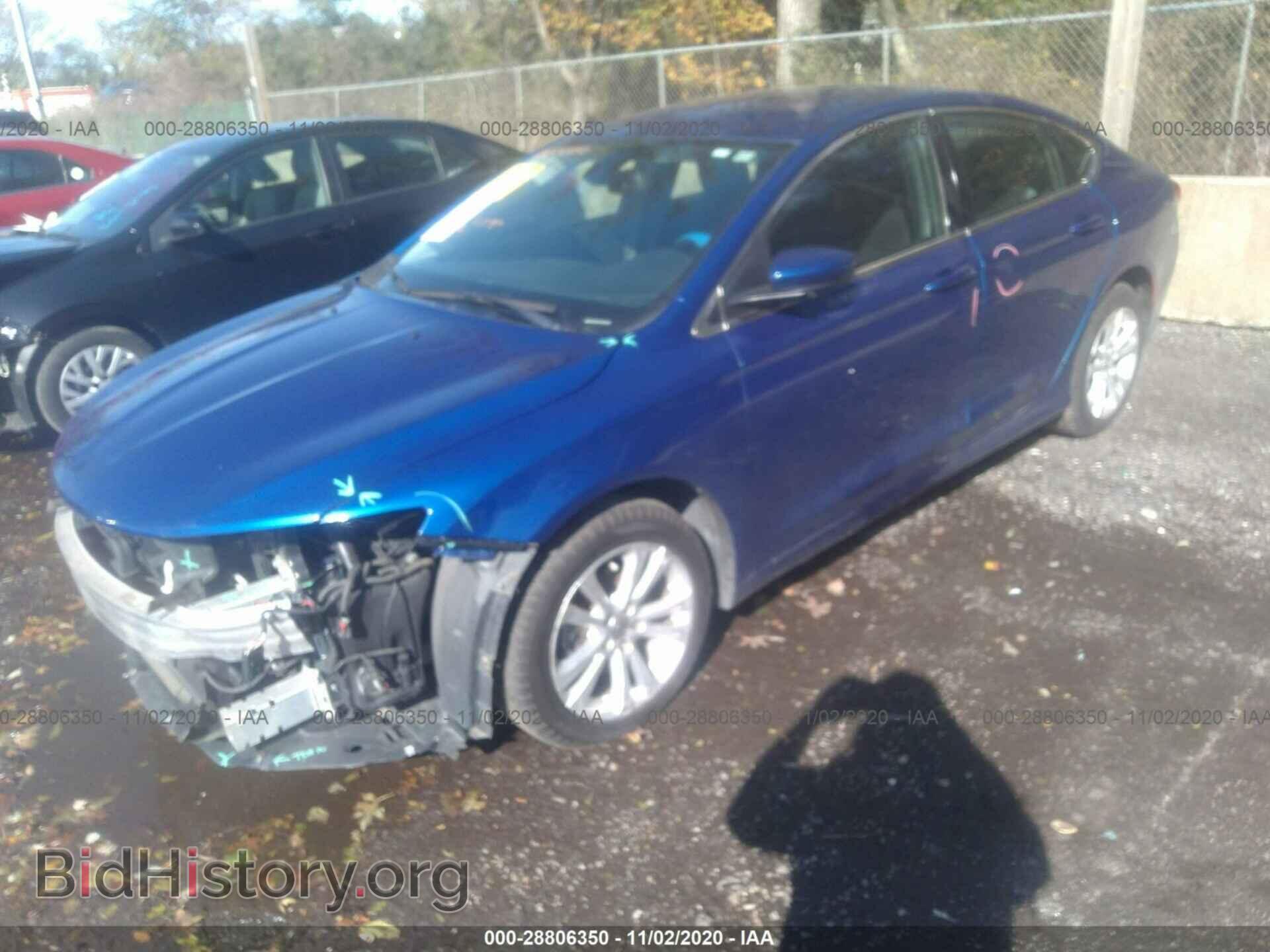 2015 CHRYSLER 200 - VIN: 1C3CCCAB0FN705094 - Фото 2