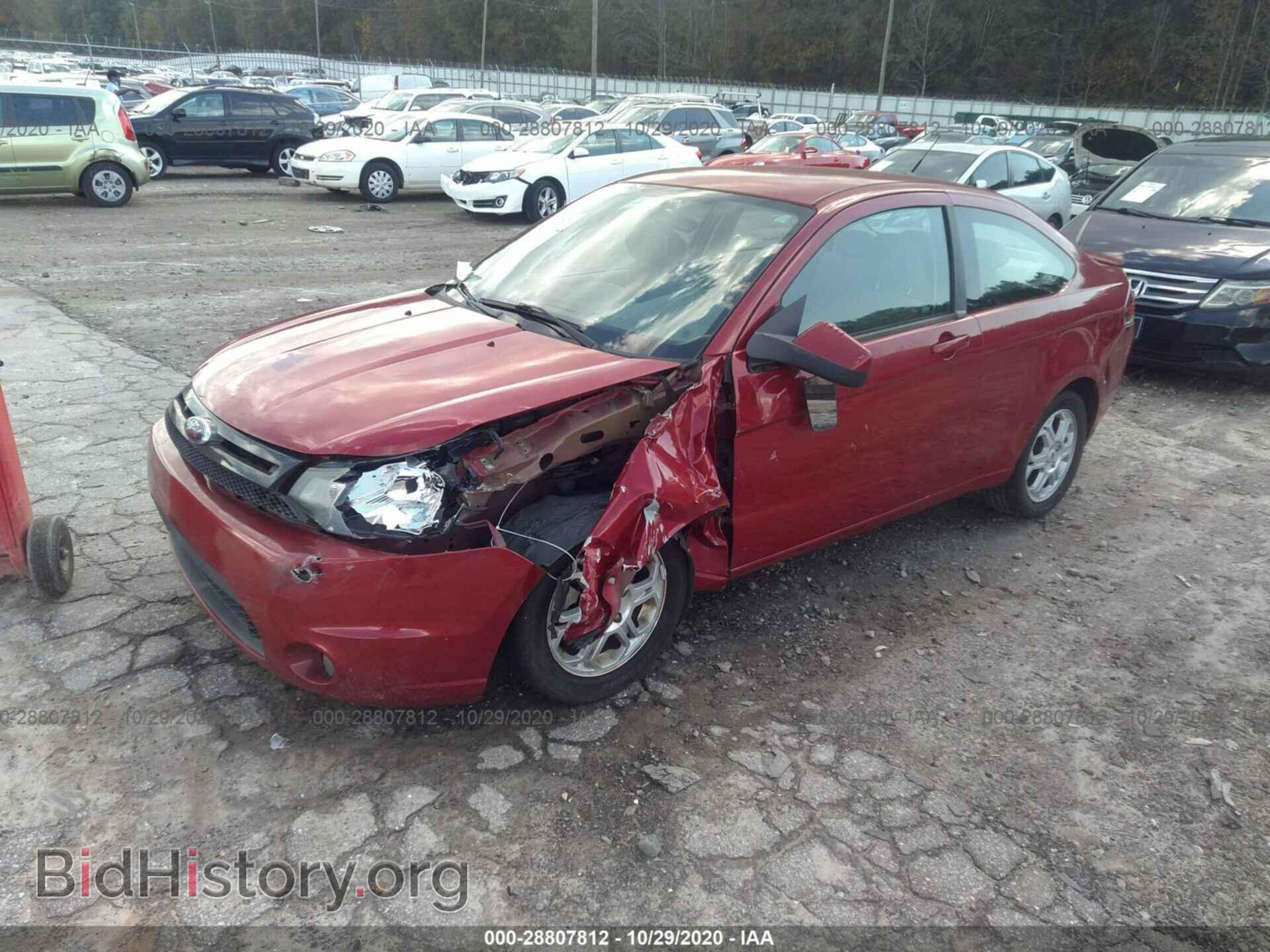 2009 FORD FOCUS - VIN: 1FAHP32N09W249570 - Фото 2