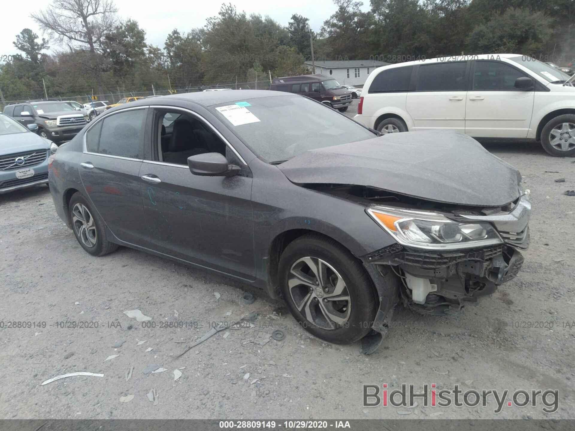 Photo 1HGCR2F3XHA268433 - HONDA ACCORD SEDAN 2017