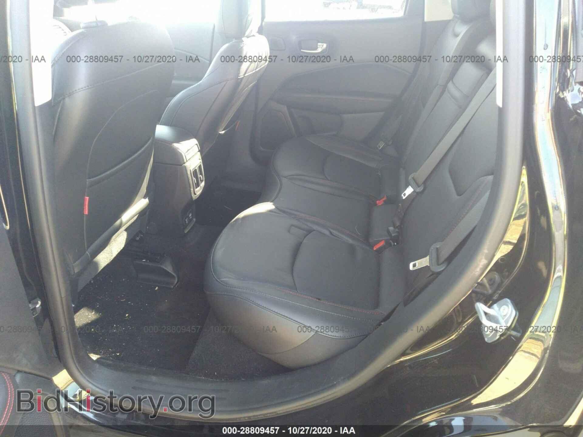 2019 JEEP COMPASS - VIN: 3C4NJDDB4KT674356 - Фото 8