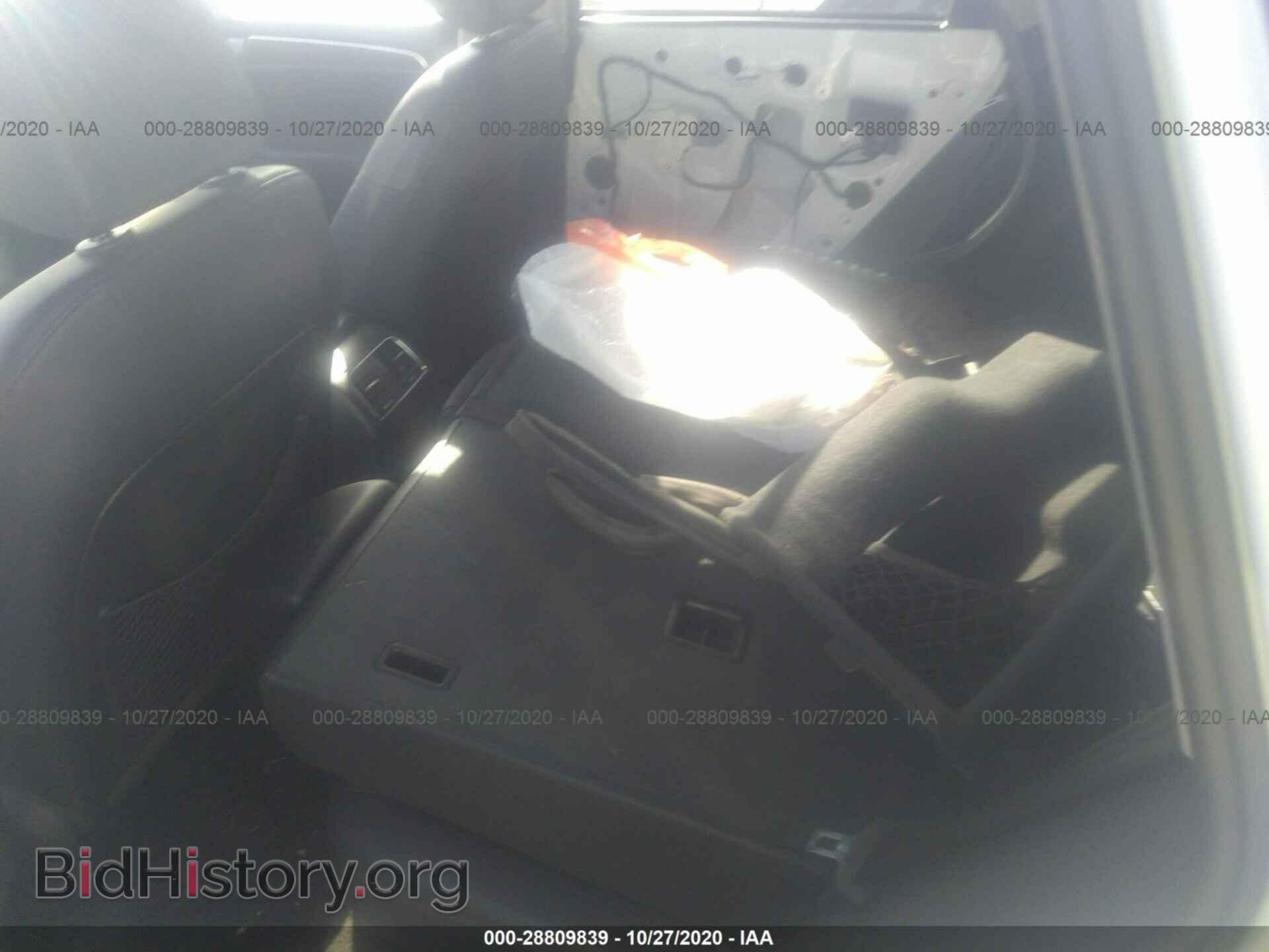 2012 AUDI Q5 - VIN: WA1LFAFP7CA070397 - Фото 8