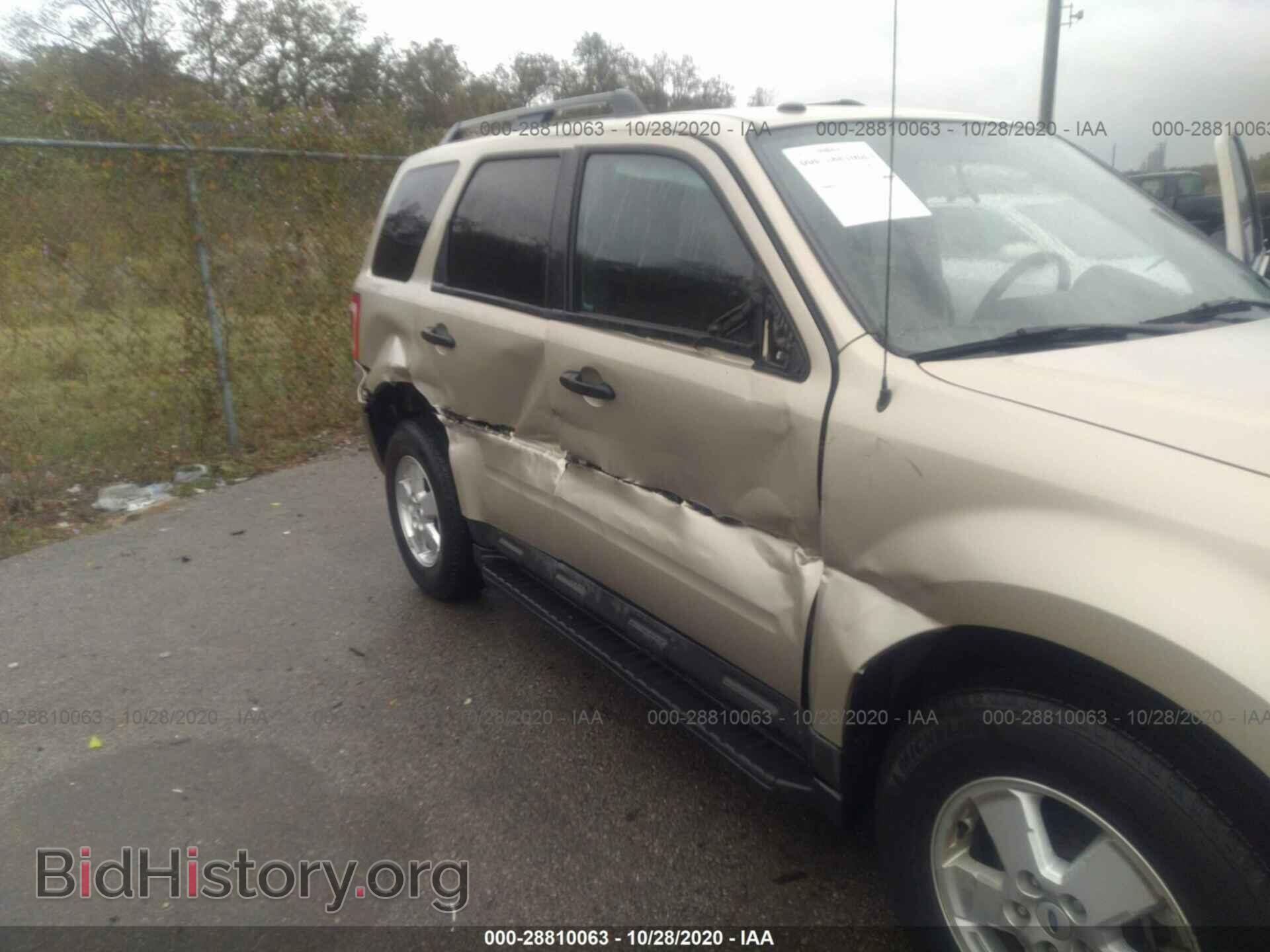 2011 FORD ESCAPE - VIN: 1FMCU0D71BKB40604 - Фото 6