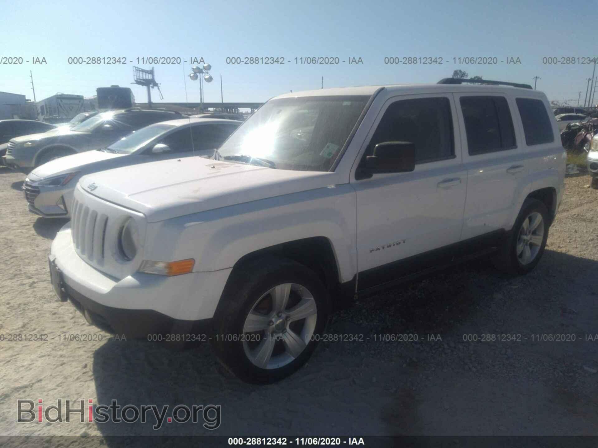 2012 JEEP PATRIOT - VIN: 1C4NJPFA8CD557103 - Фото 2
