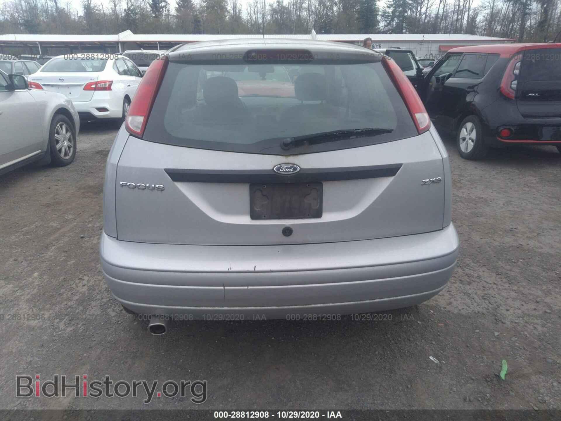2005 FORD FOCUS - VIN: 3FAFP31N35R139490 - Фото 6