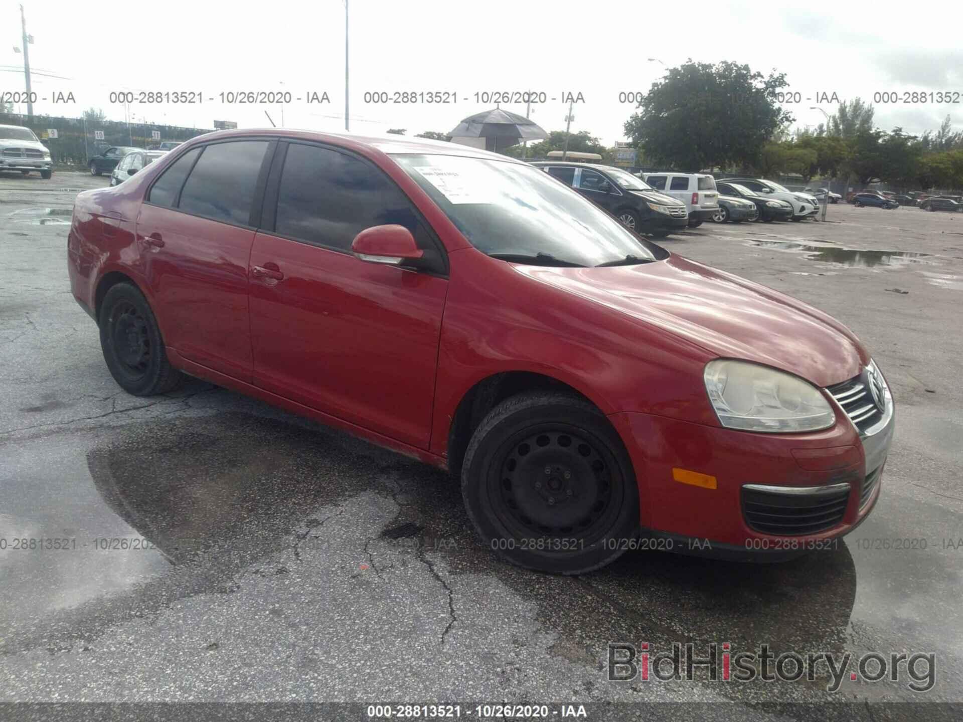 Photo 3VWJZ7AJ1AM094041 - VOLKSWAGEN JETTA SEDAN 2010