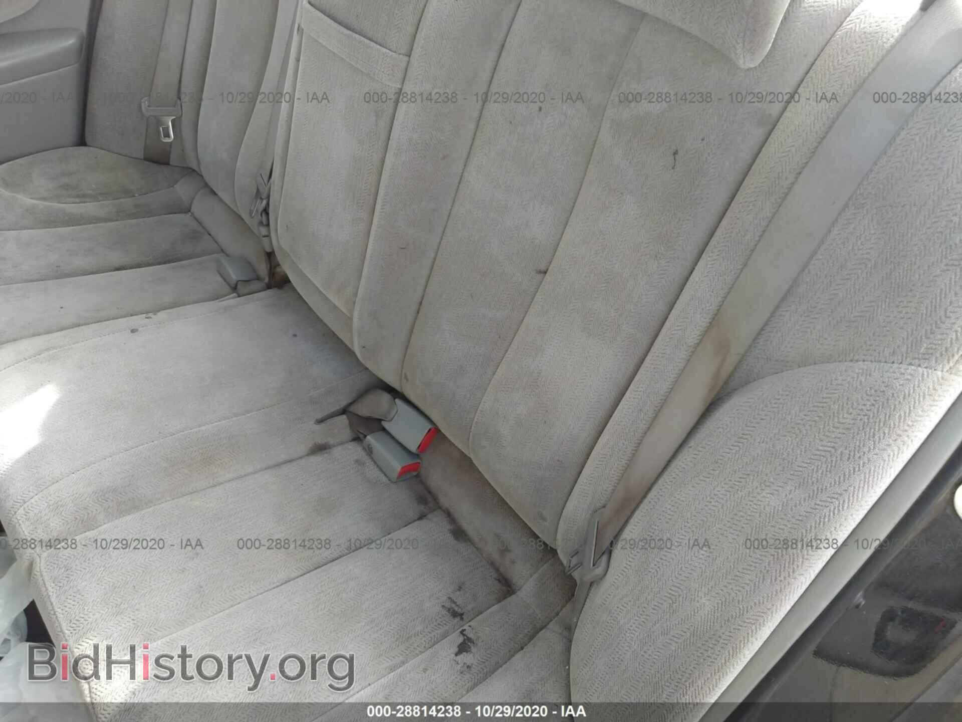 2008 KIA OPTIMA - VIN: KNAGE123X85224675 - Фото 8
