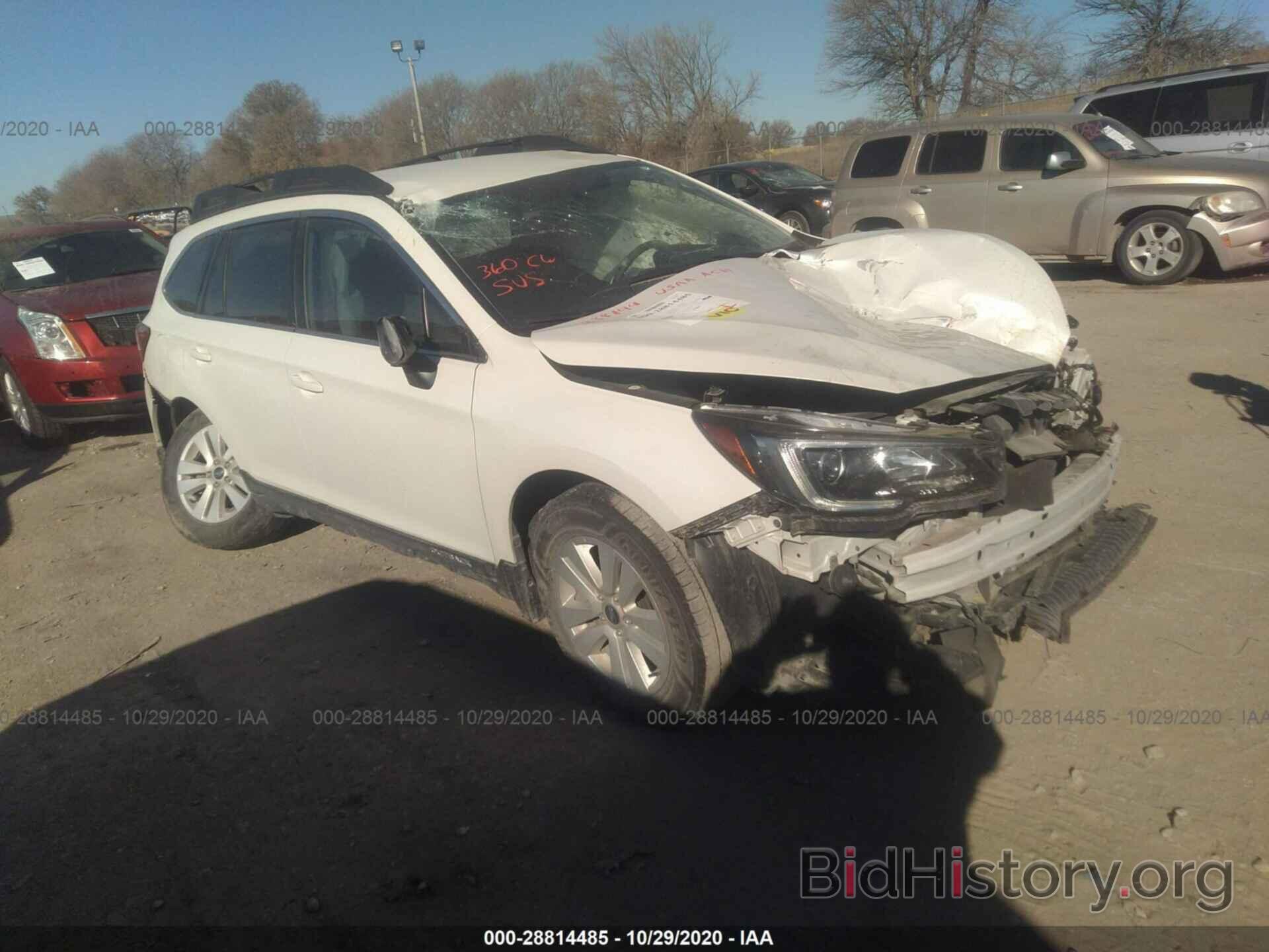 Photo 4S4BSAAC3J3302153 - SUBARU OUTBACK 2018