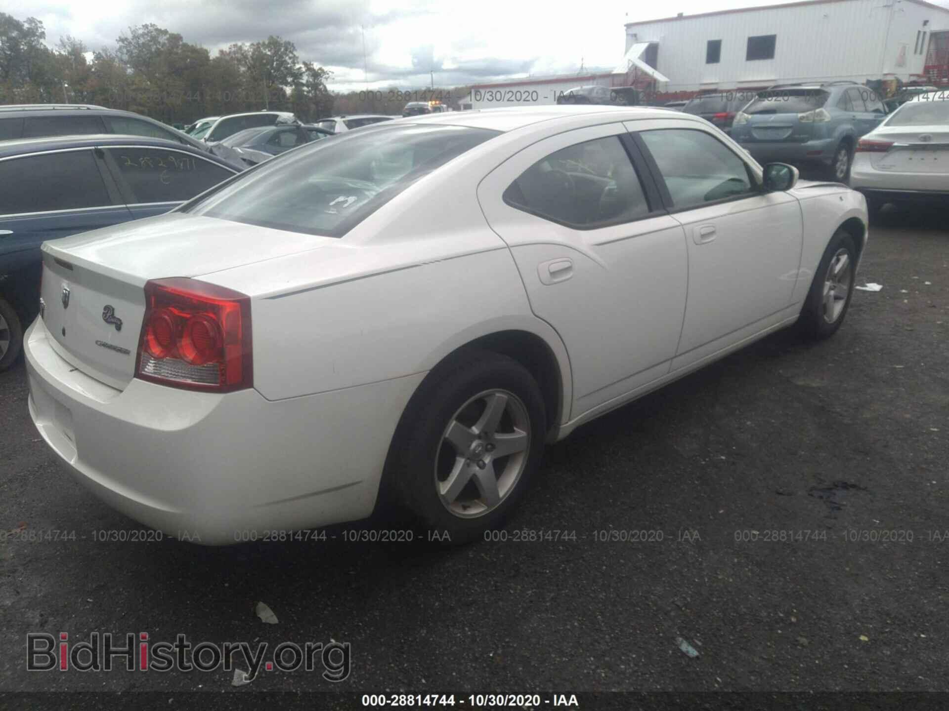 2010 DODGE CHARGER - VIN: 2B3CA4CD6AH182088 - Photo 4