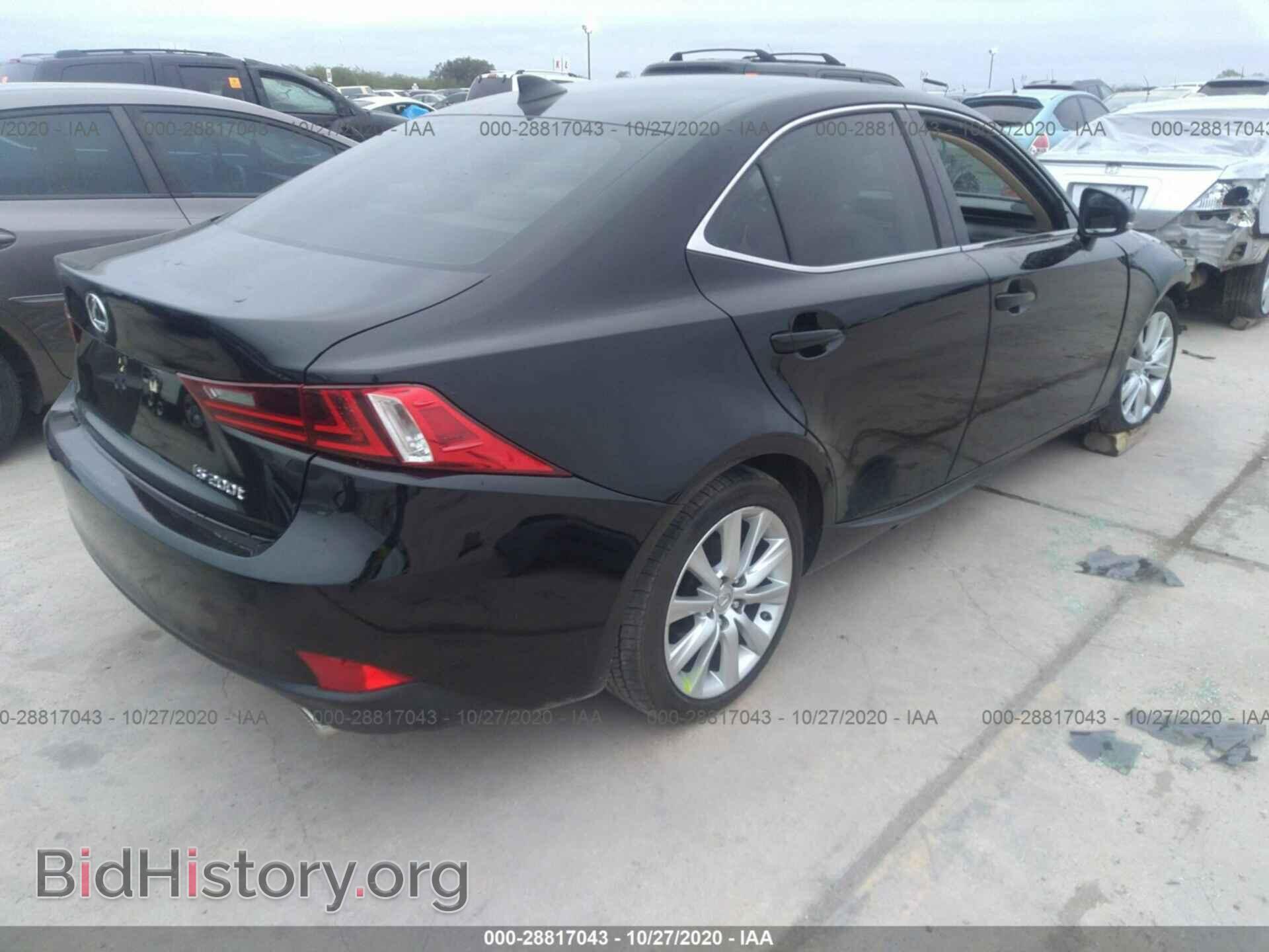 2016 LEXUS IS 200T - VIN: JTHBA1D28G5023139 - Фото 4