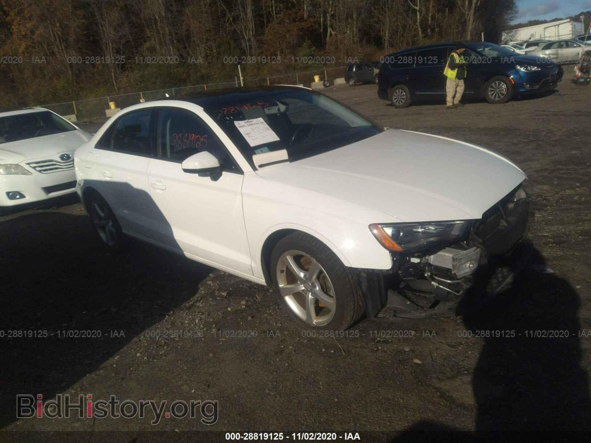 Photo WAUA7GFF9G1040776 - AUDI A3 2016