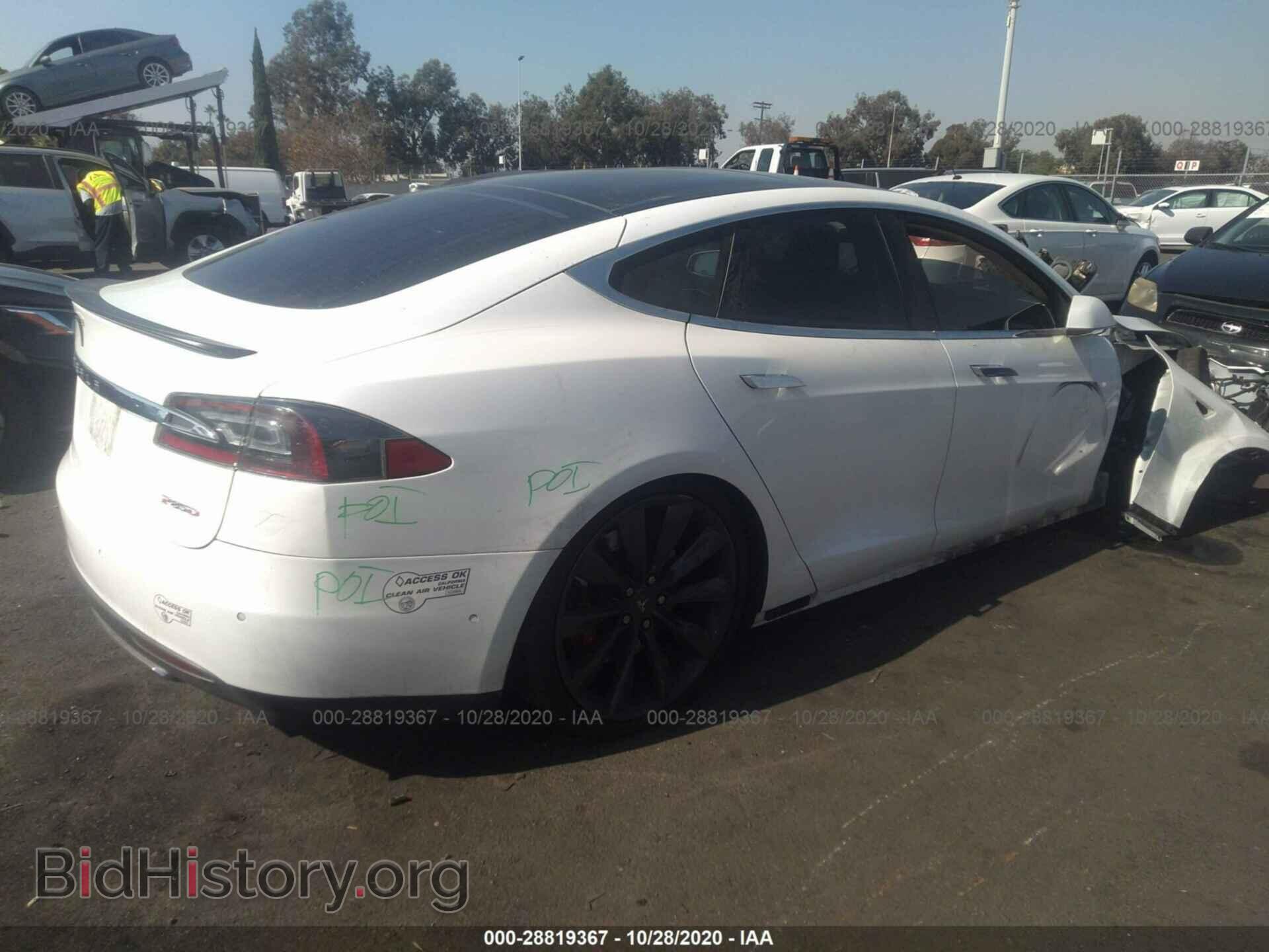2015 TESLA MODEL S - VIN: 5YJSA1H41FF083516 - Photo 4