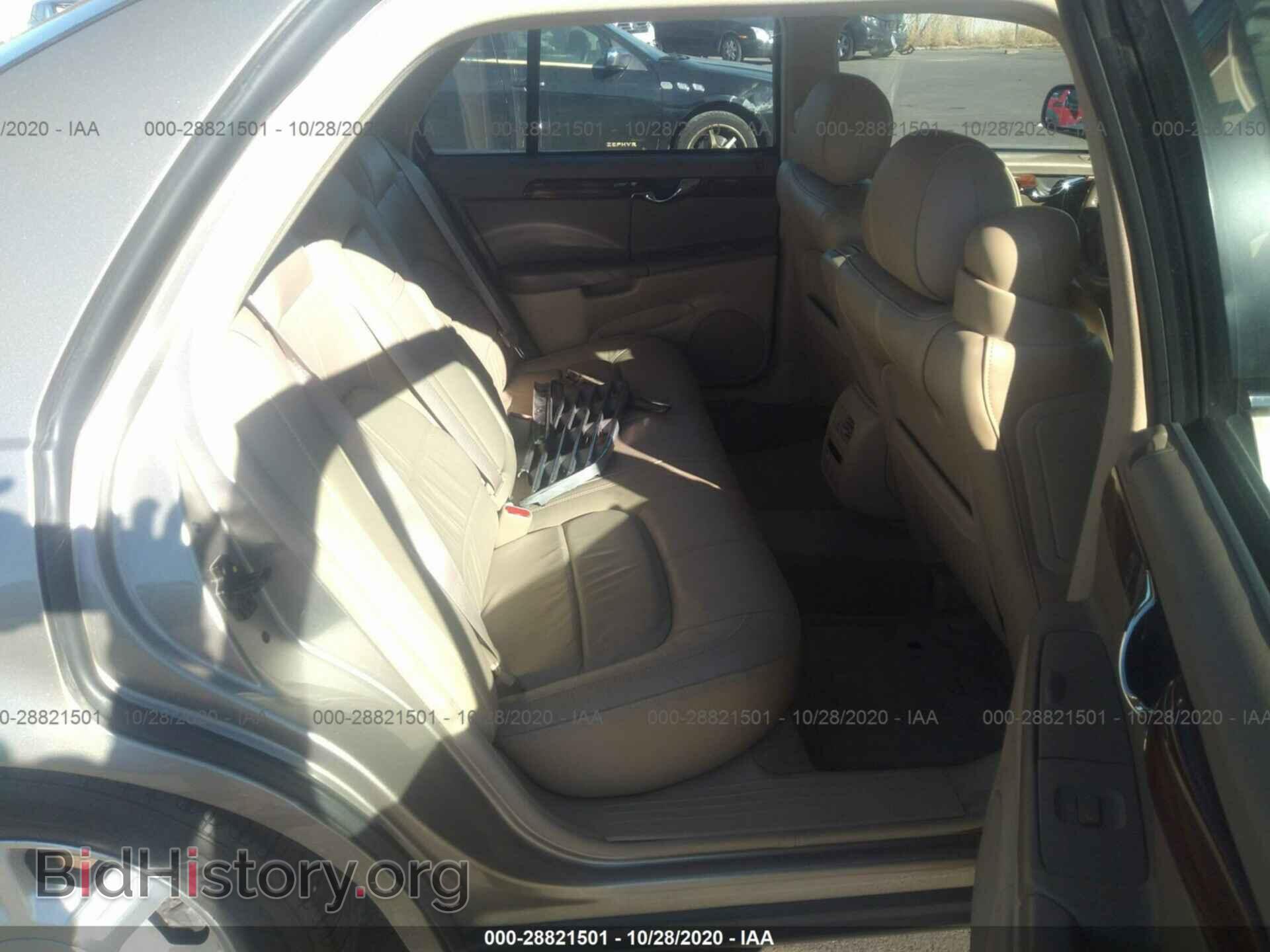 2004 CADILLAC DEVILLE - VIN: 1G6KD54Y94U169963 - Photo 8