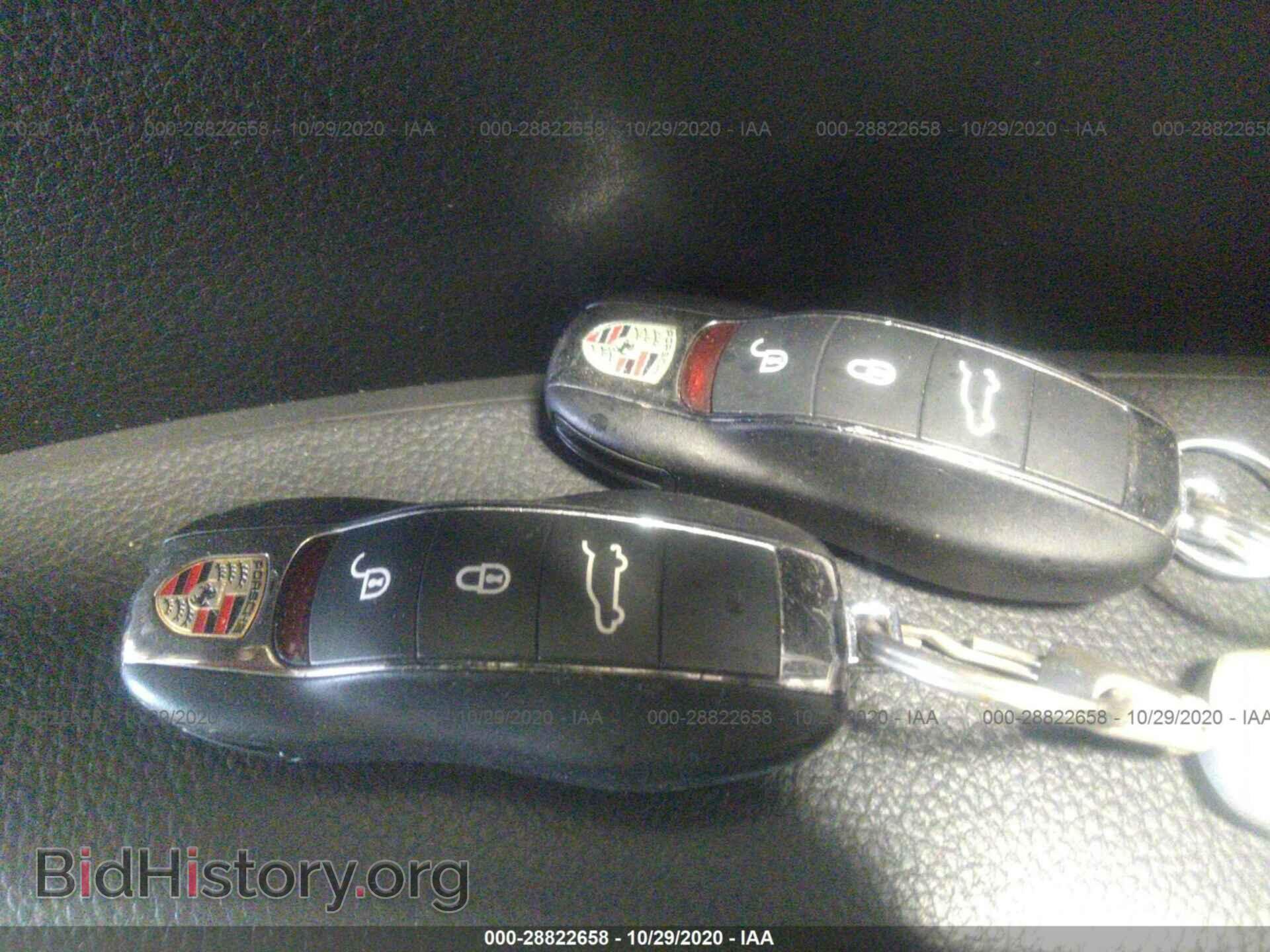 2017 PORSCHE CAYENNE - VIN: WP1AA2A29HKA85612 - Фото 11