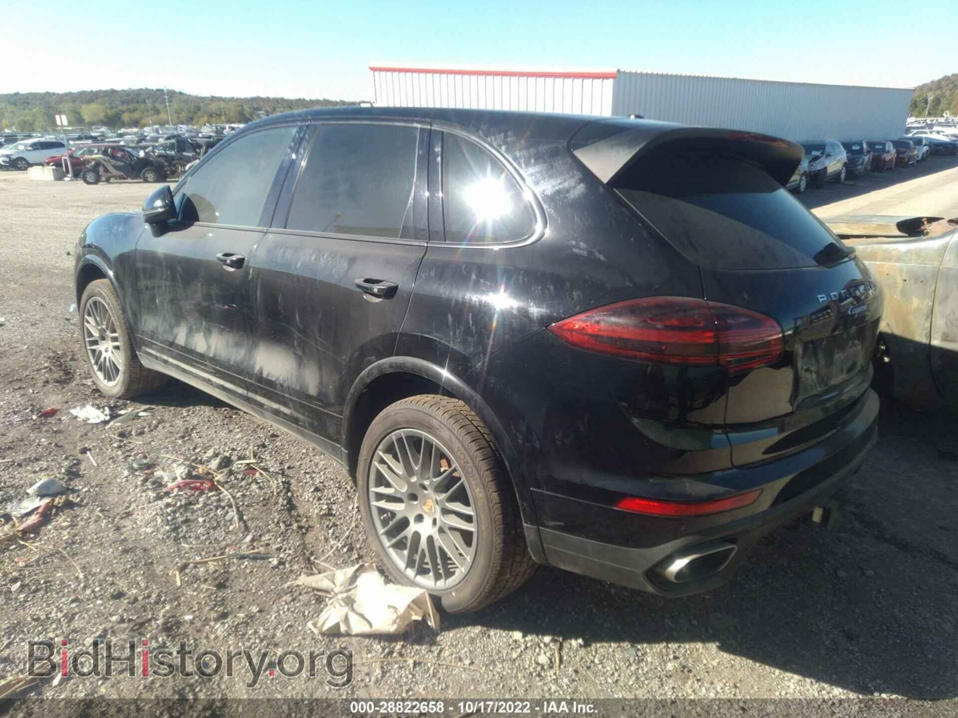2017 PORSCHE CAYENNE - VIN: WP1AA2A29HKA85612 - Фото 3