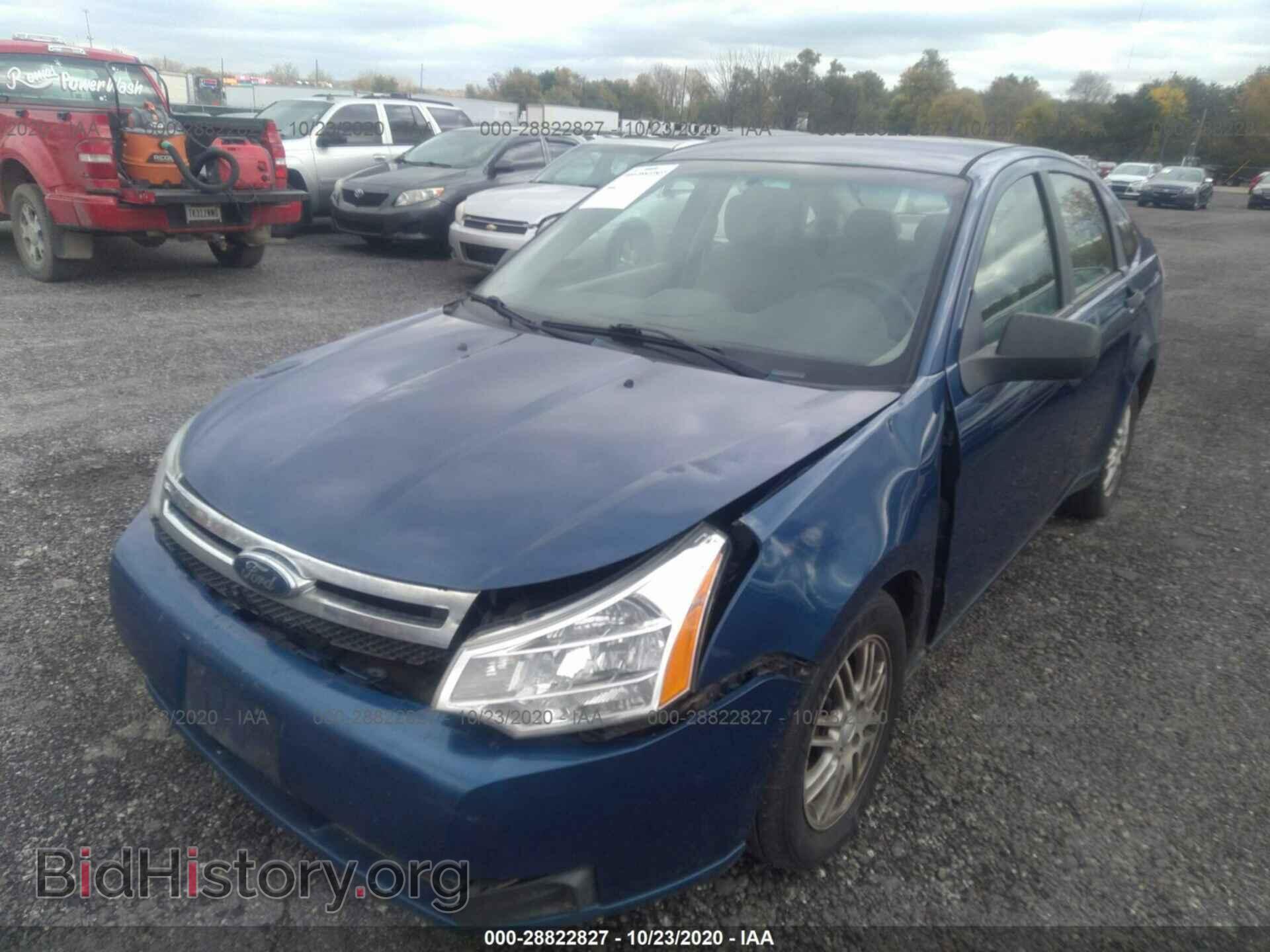 2009 FORD FOCUS - VIN: 1FAHP35N99W267335 - Photo 2