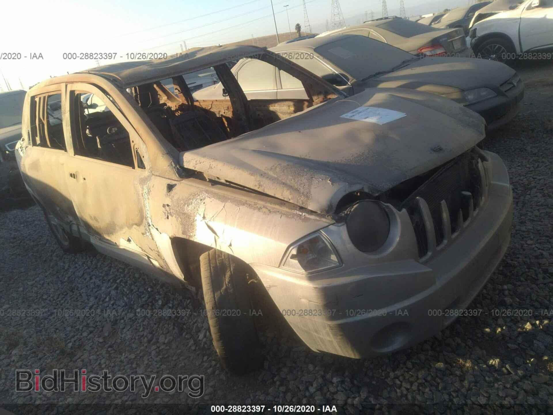 Photo 1J4NT4FB5AD589709 - JEEP COMPASS 2010