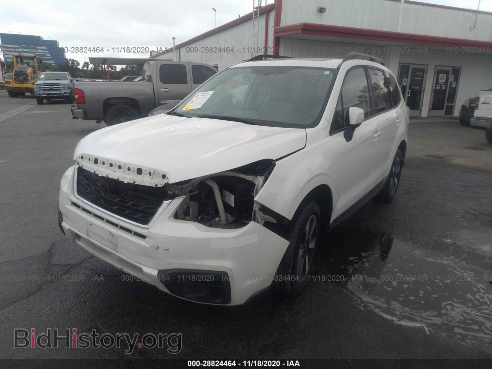 2017 SUBARU FORESTER - VIN: JF2SJAEC0HH570478 - Фото 2