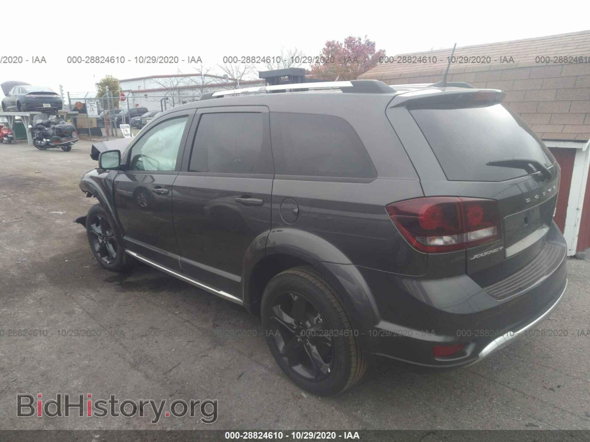 2020 DODGE JOURNEY - VIN: 3C4PDCGB4LT206411 - Фото 3