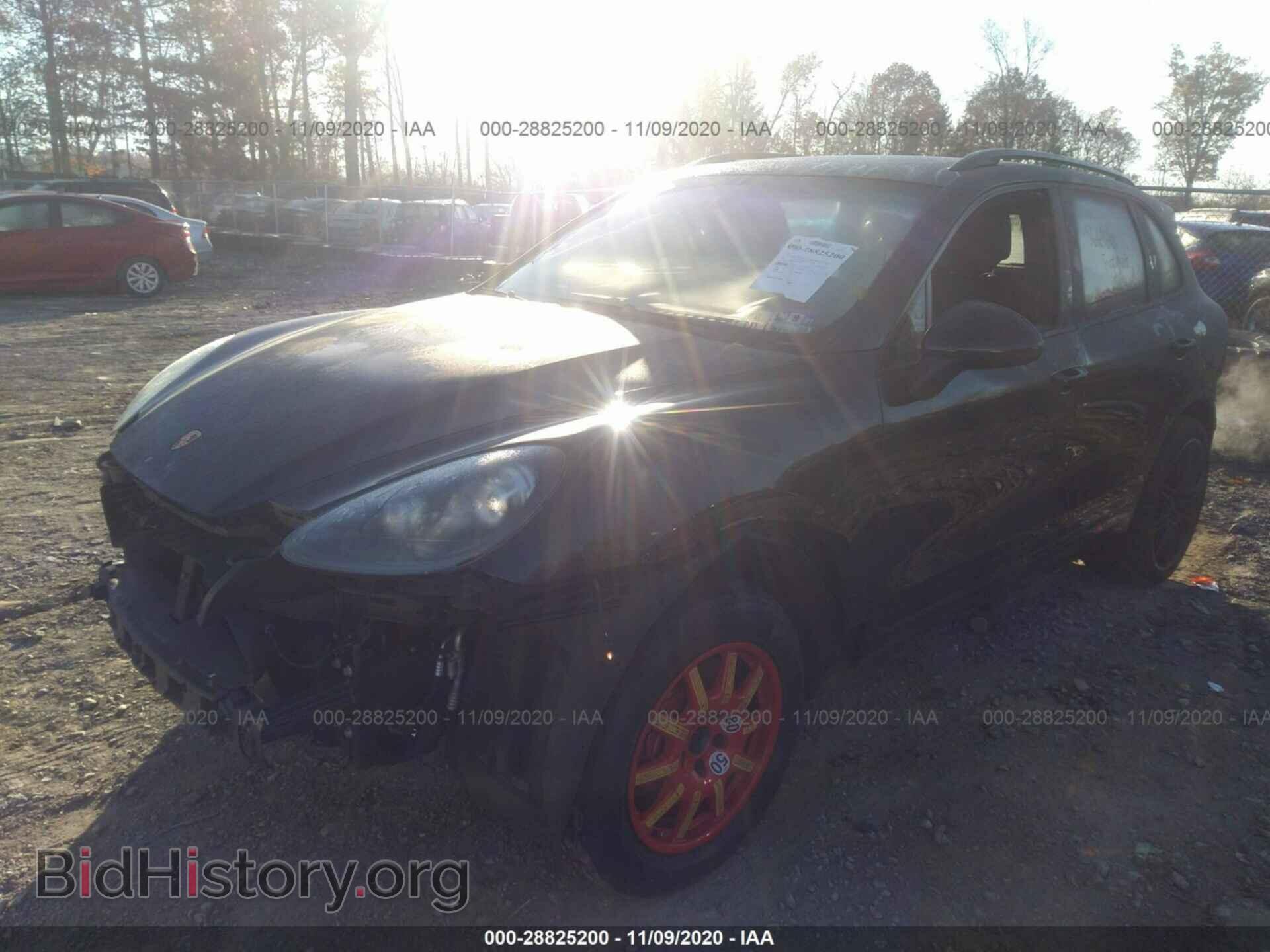 2014 PORSCHE CAYENNE - VIN: WP1AD2A29ELA76146 - Фото 2
