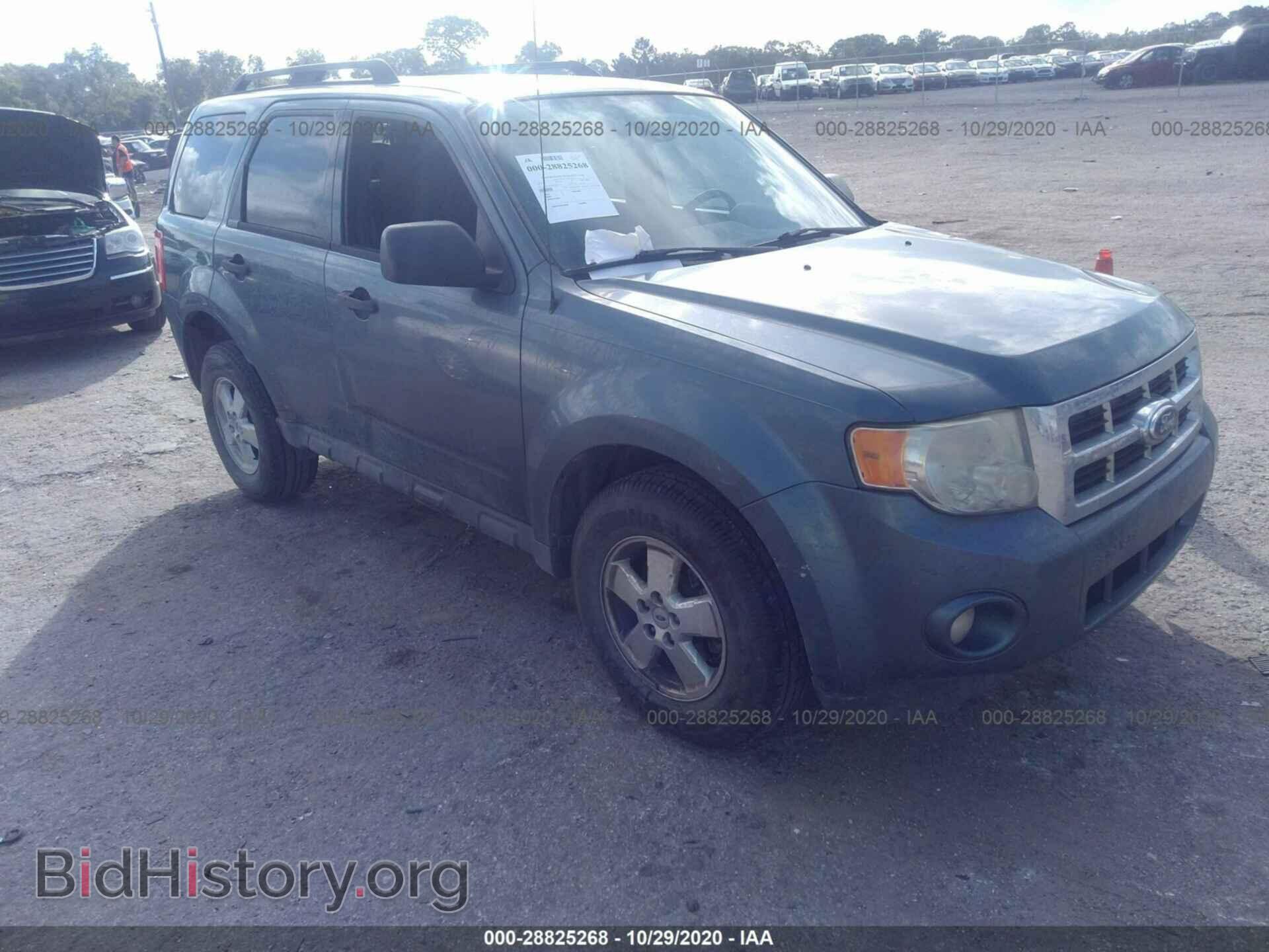 Фотография 1FMCU0D70BKB82536 - FORD ESCAPE 2011