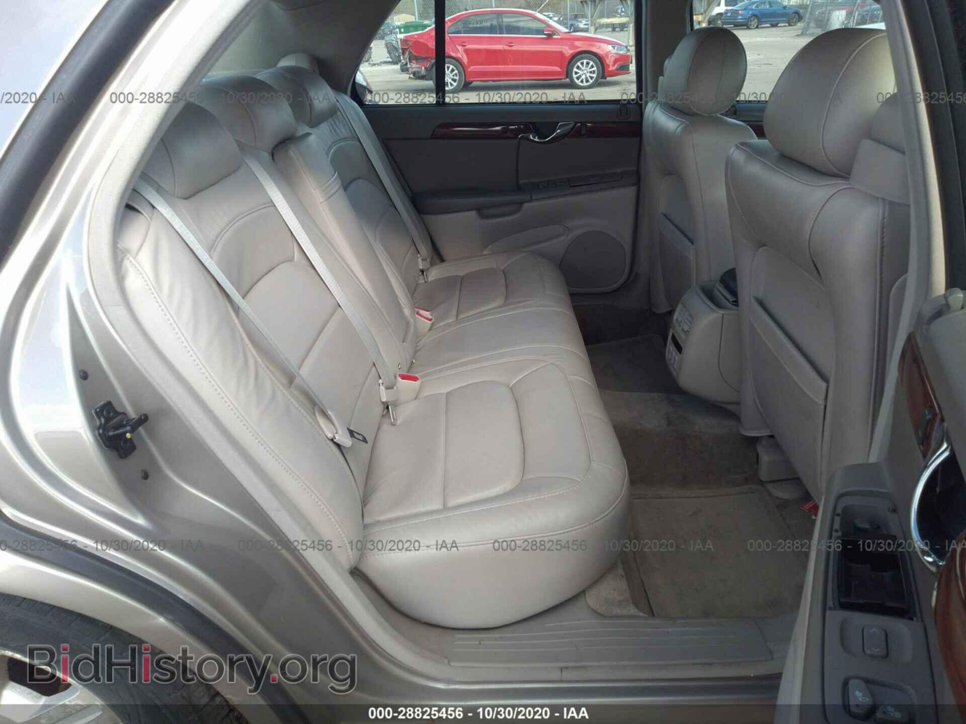 2004 CADILLAC DEVILLE - VIN: 1G6KD54Y14U122023 - Photo 8