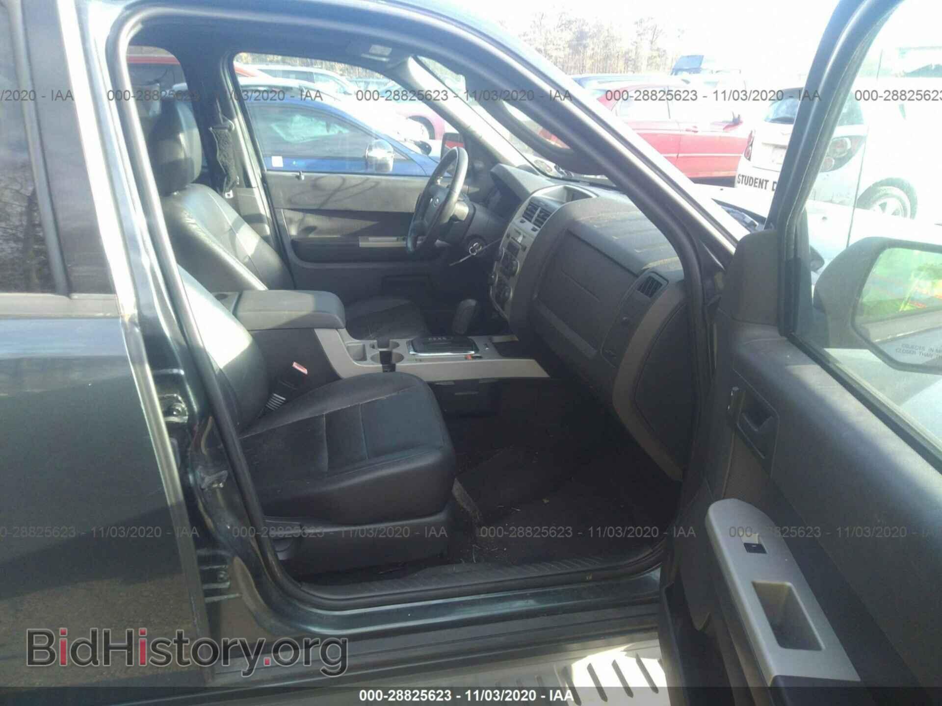 2009 FORD ESCAPE - VIN: 1FMCU03779KC30786 - Photo 5