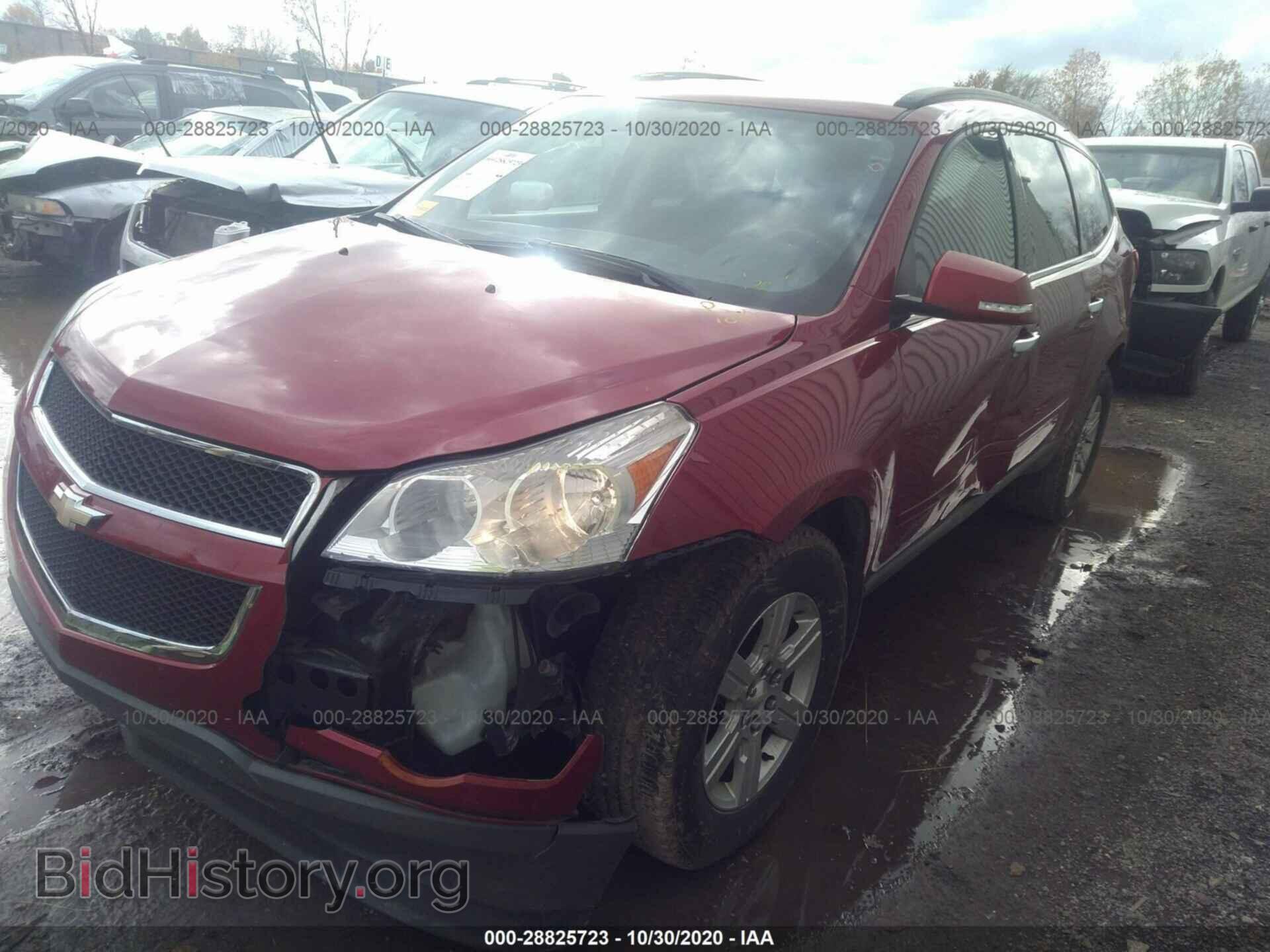 2012 CHEVROLET TRAVERSE - VIN: 1GNKVGED2CJ298961 - Фото 2