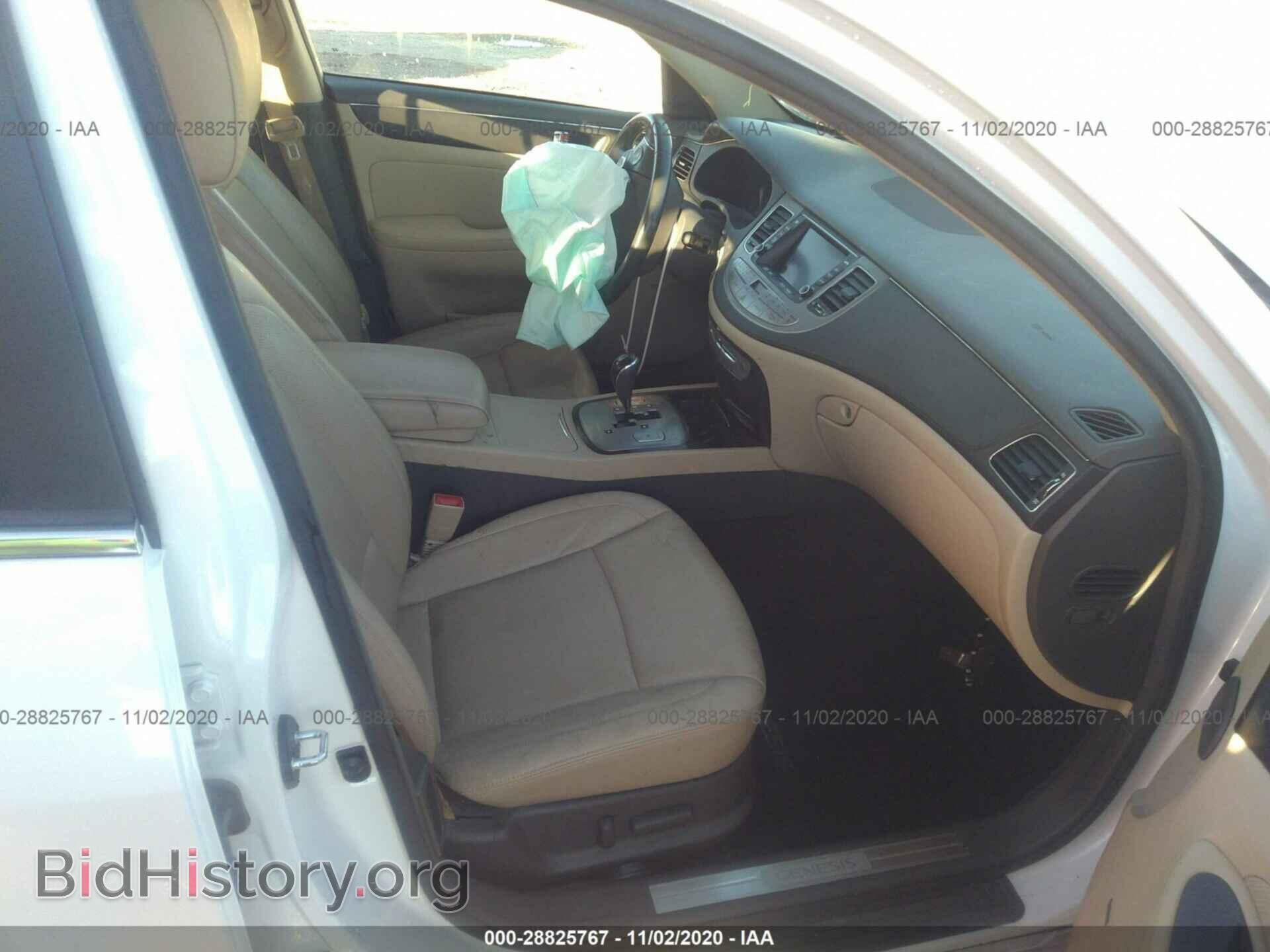2011 HYUNDAI GENESIS - VIN: KMHGC4DEXBU117417 - Фото 5