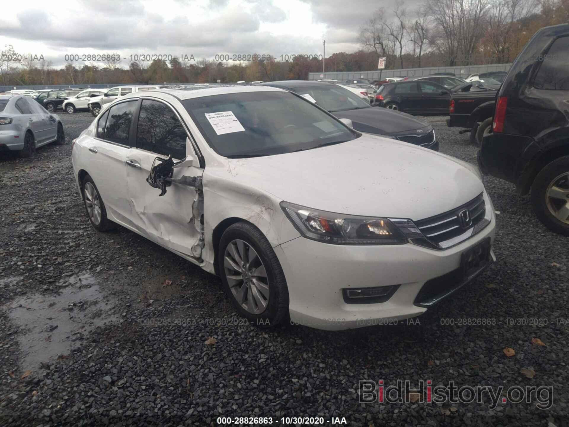 Photo 1HGCR2F77DA230557 - HONDA ACCORD SDN 2013