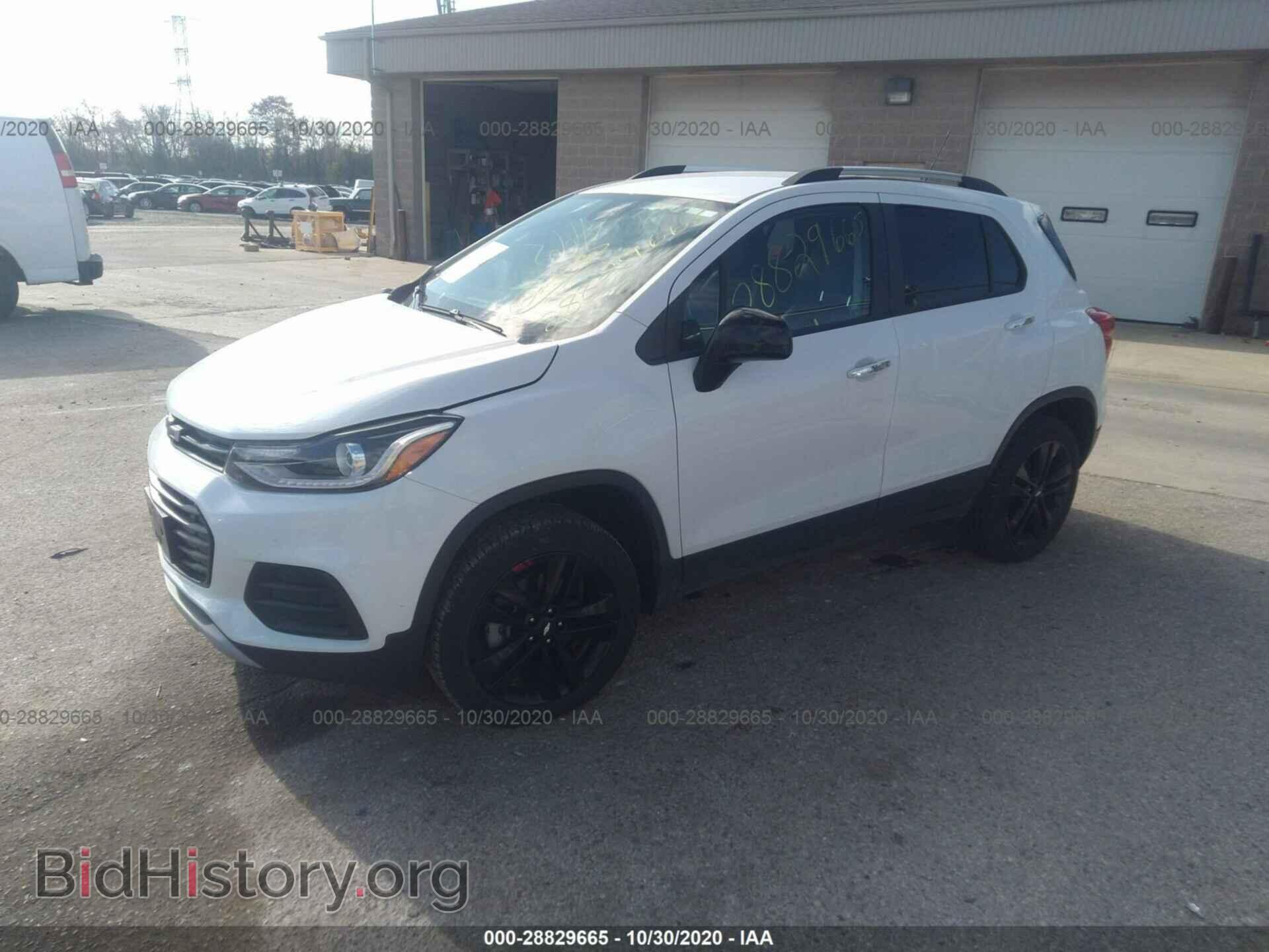 2019 CHEVROLET TRAX - VIN: 3GNCJPSB8KL281639 - Photo 2