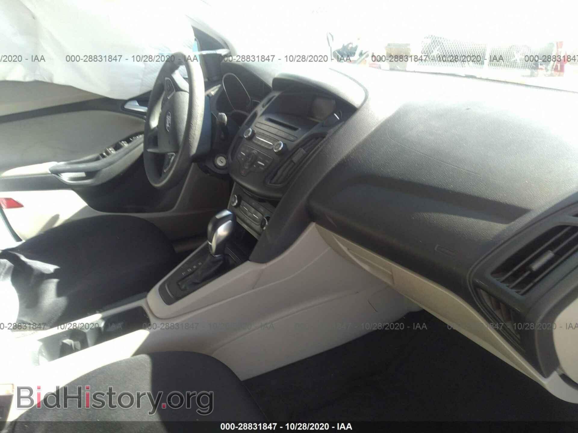 2016 FORD FOCUS - VIN: 1FADP3F27GL205871 - Photo 5