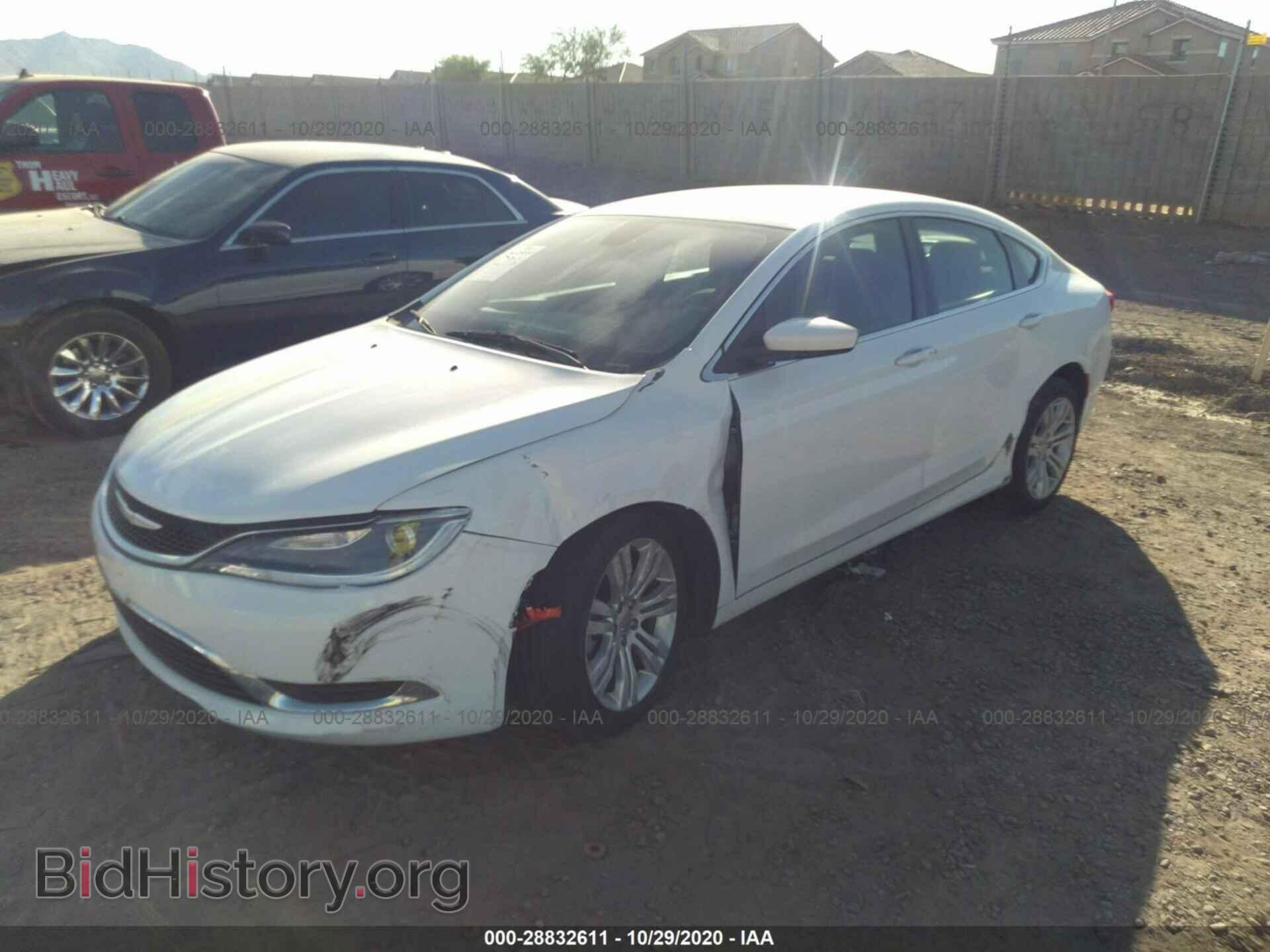 2015 CHRYSLER 200 - VIN: 1C3CCCAB3FN534700 - Фото 2