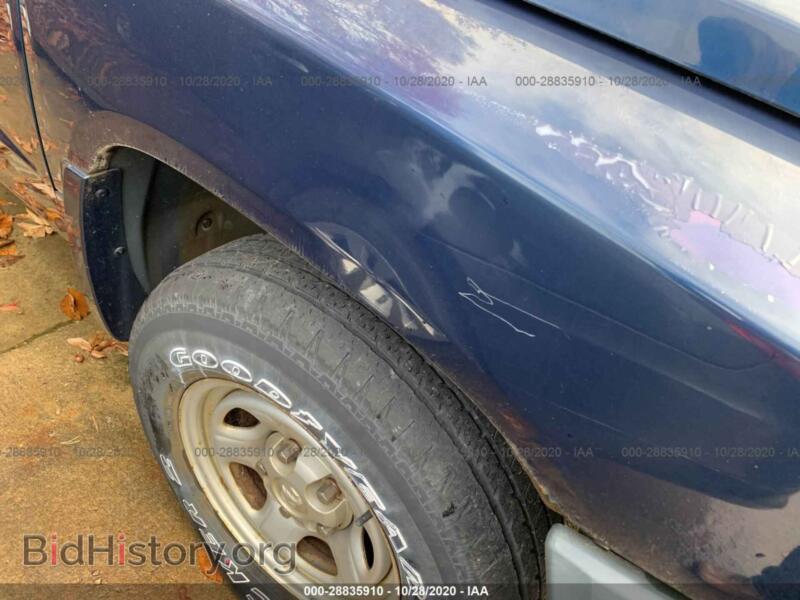 2006 Dodge DAKOTA (VIN 1D7HE22K06S653929) — photo 6 of 10