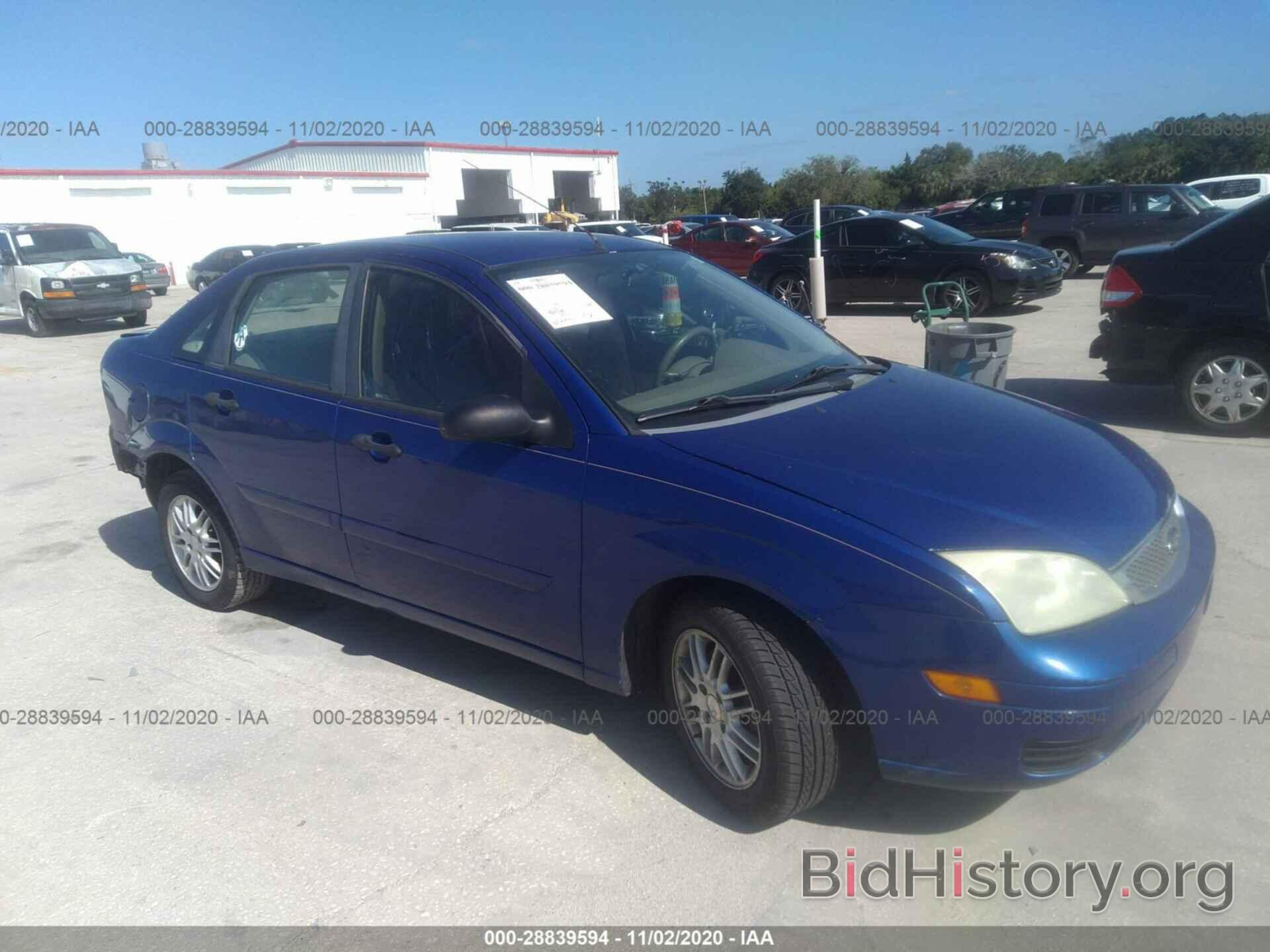 Photo 1FAFP34N85W199127 - FORD FOCUS 2005