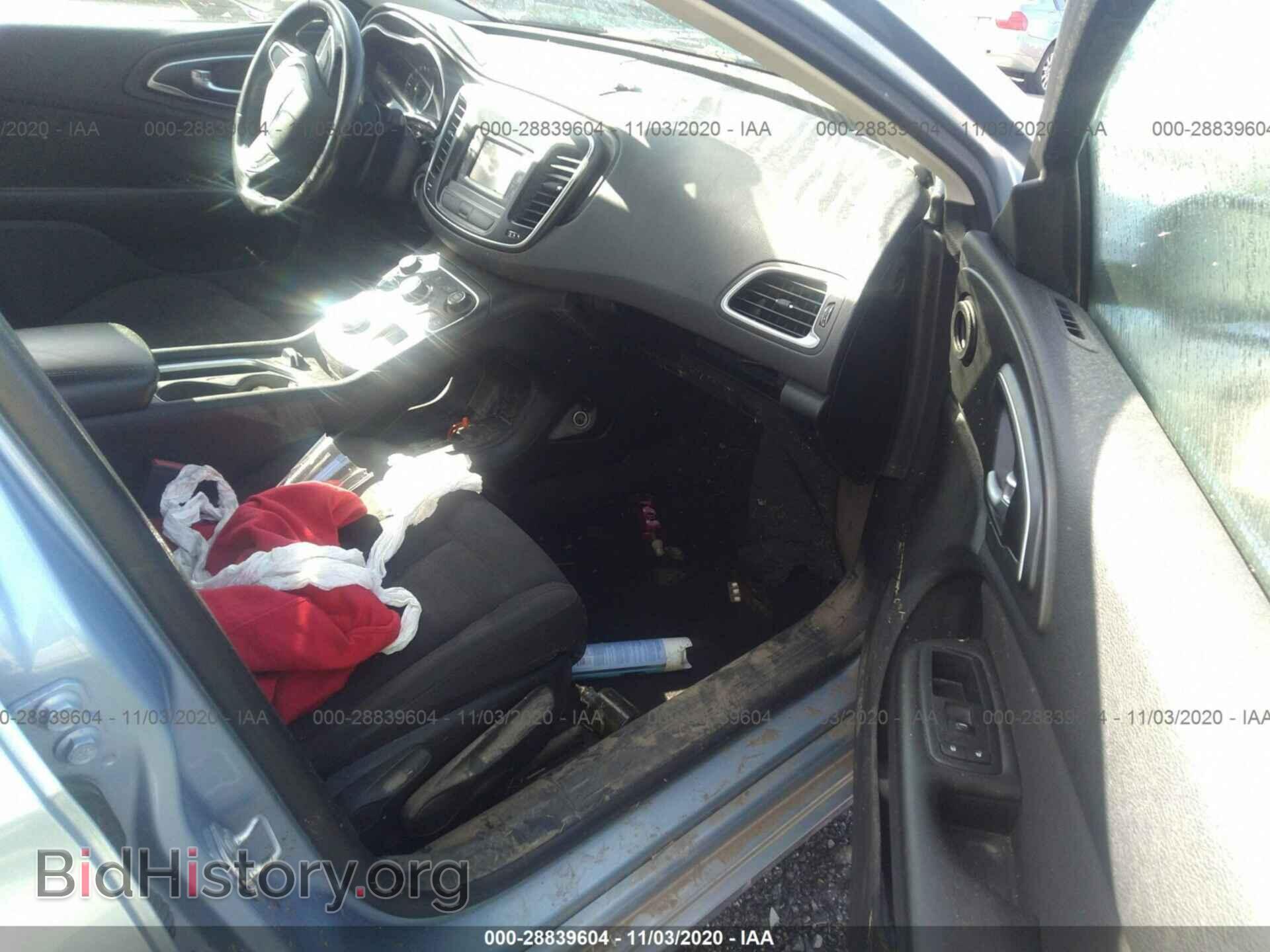2015 CHRYSLER 200 - VIN: 1C3CCCAB1FN724334 - Фото 5
