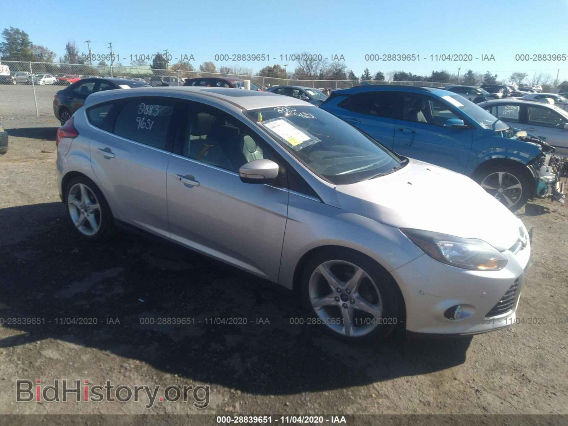 Фотография 1FAHP3N28CL341830 - FORD FOCUS 2012