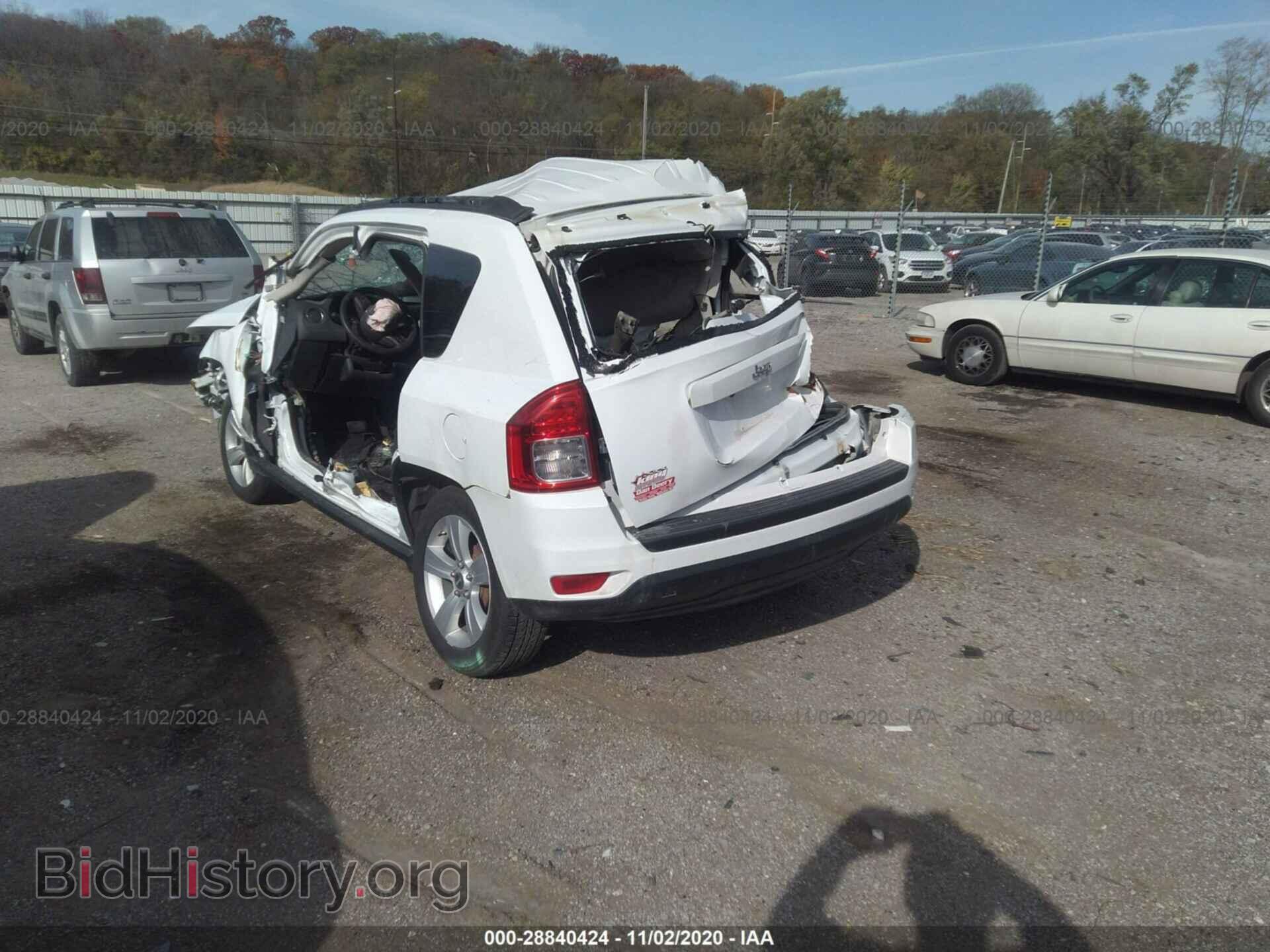2011 JEEP COMPASS - VIN: 1J4NT1FA9BD190020 - Photo 3