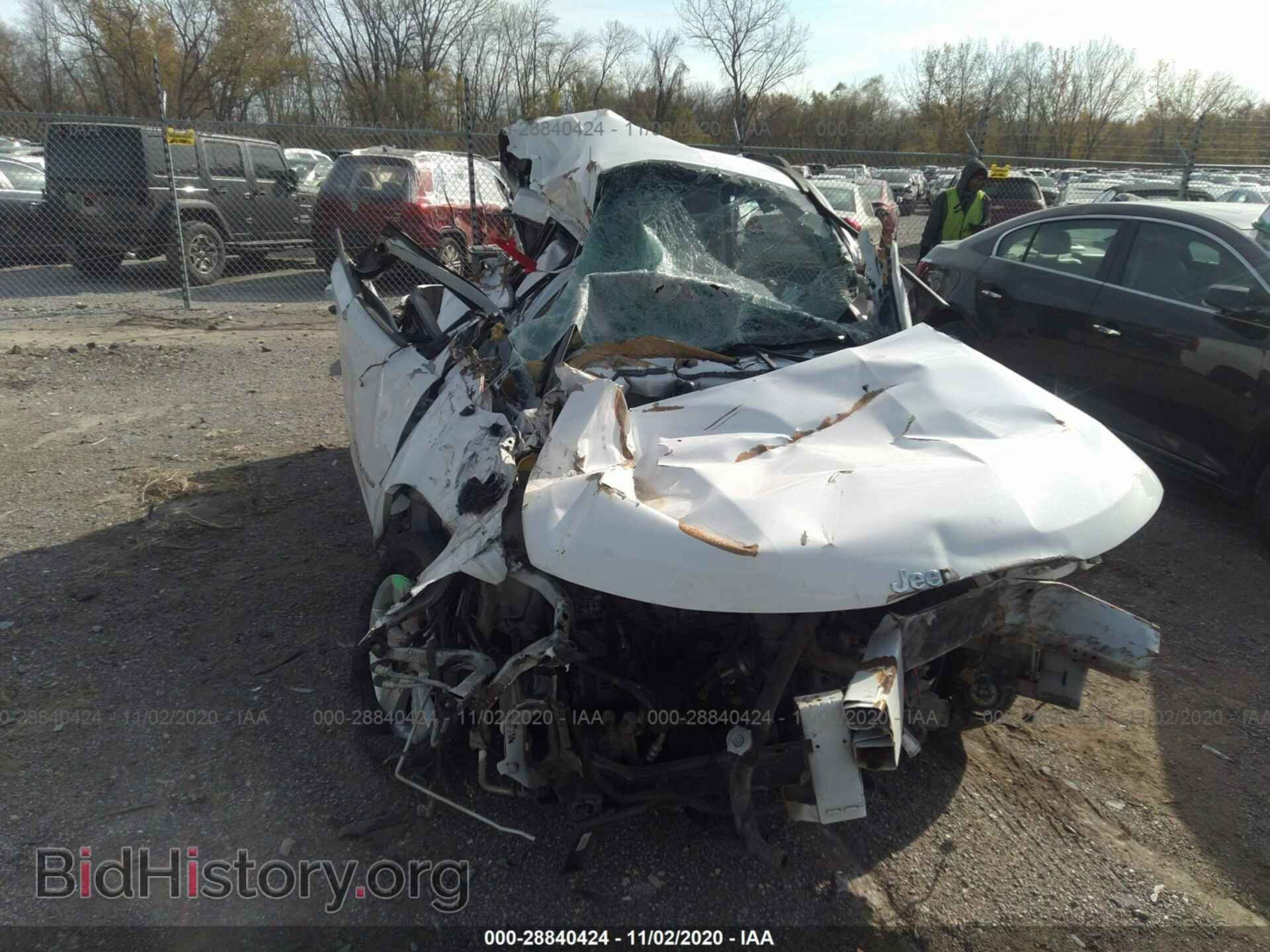 2011 JEEP COMPASS - VIN: 1J4NT1FA9BD190020 - Photo 6