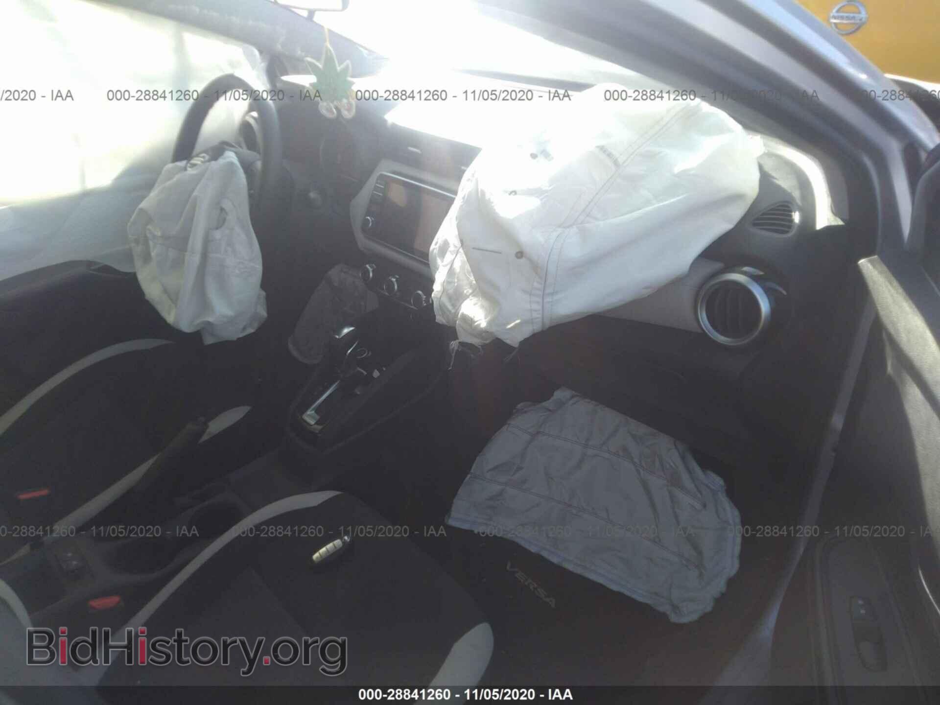 2020 NISSAN VERSA - VIN: 3N1CN8EVXLL824809 - Фото 5
