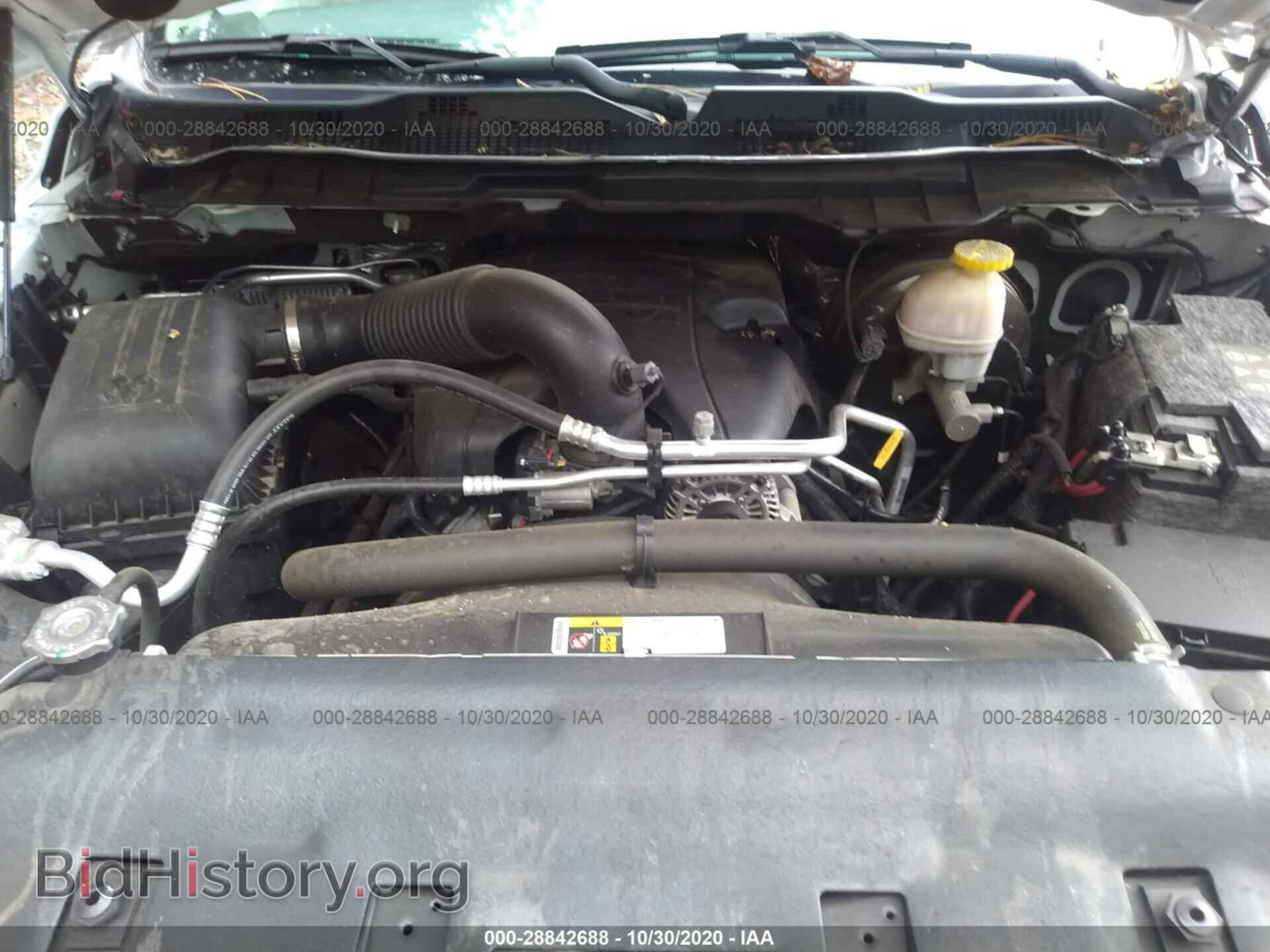 2017 RAM 1500 - VIN: 3C6RR7LT0HG642681 - Фото 10