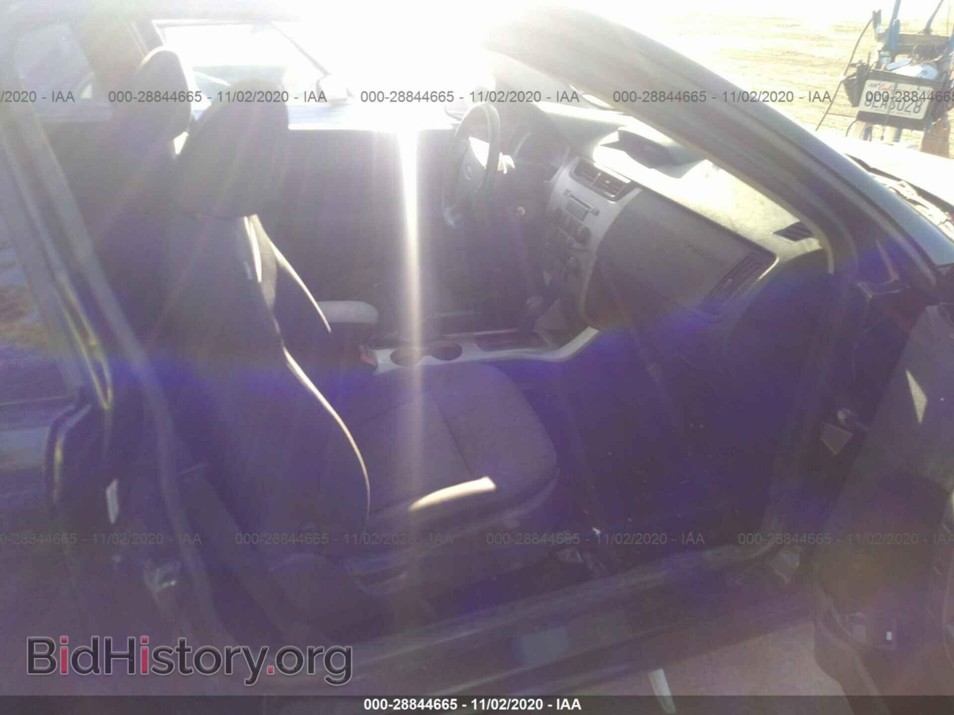 2008 FORD FOCUS - VIN: 1FAHP33N68W234598 - Фото 5