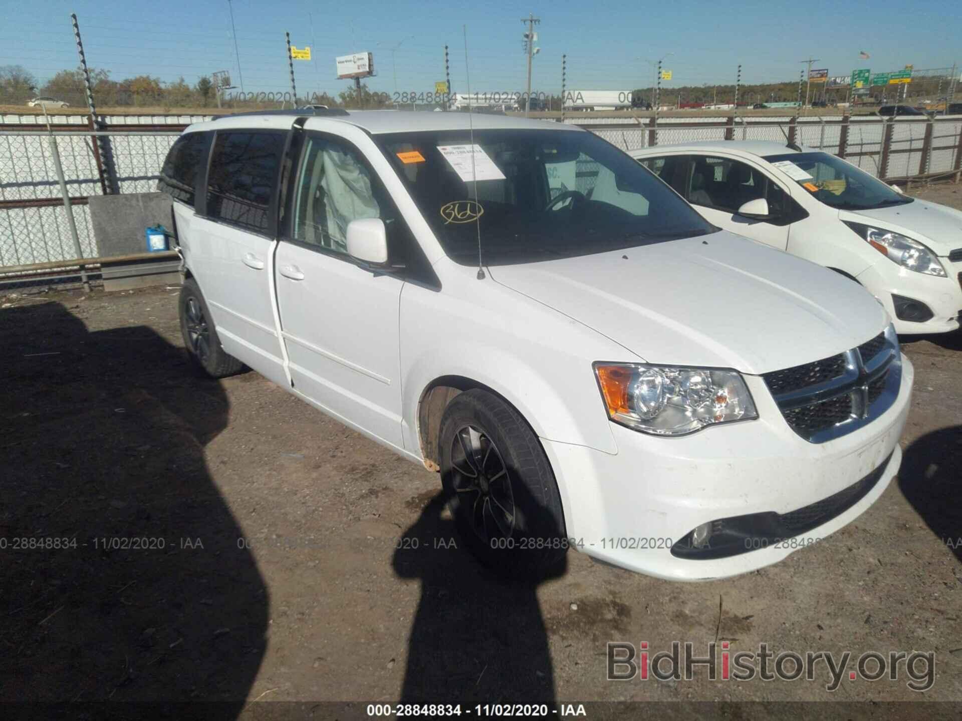 Photo 2C4RDGCG3HR841812 - DODGE GRAND CARAVAN 2017